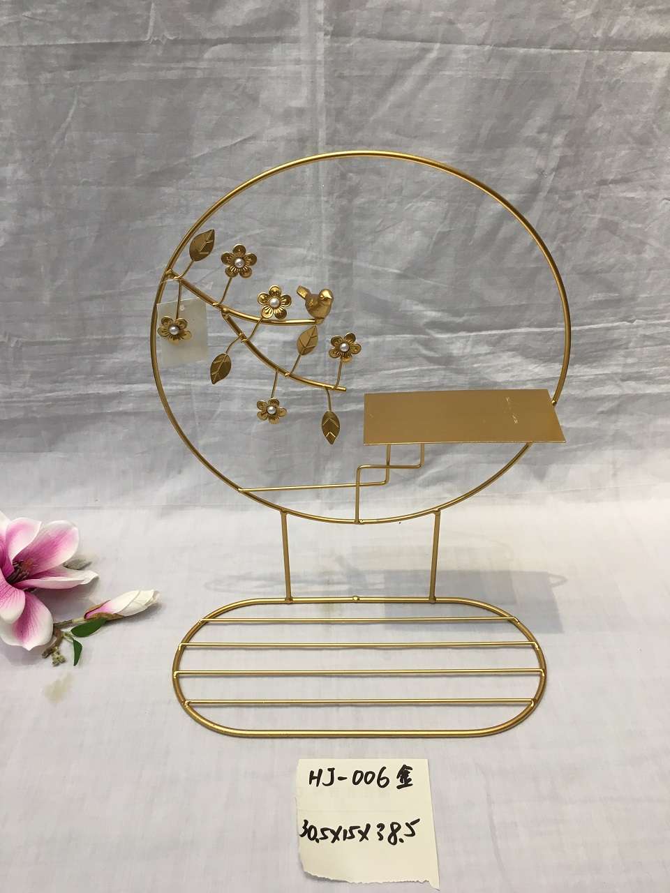 Flower stand golden round bird decoration creative iron art geometry Nordic iron home ornaments decoration bedroom bedside living room teahouse cafe thumbnail