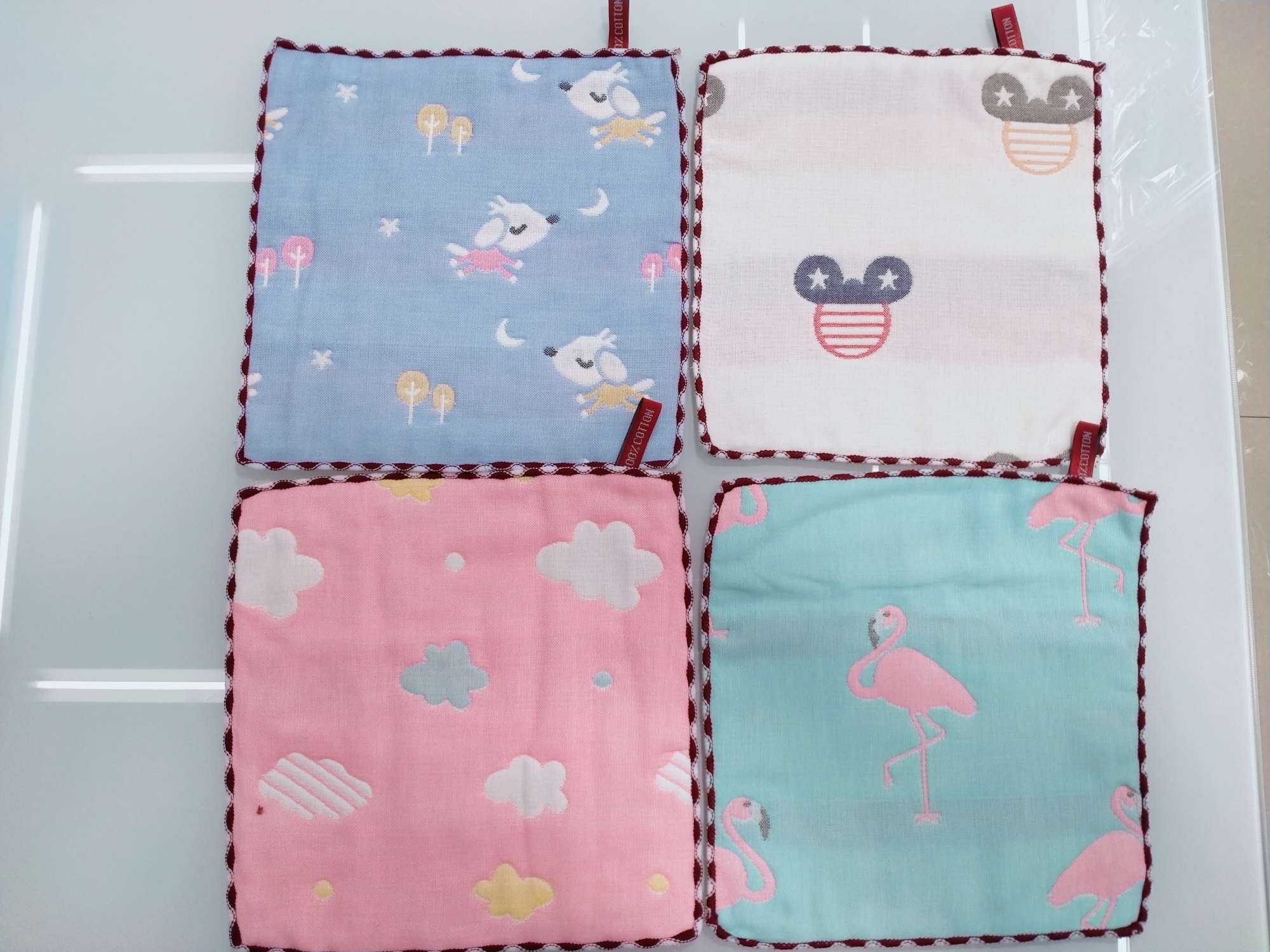 花边方巾产品图