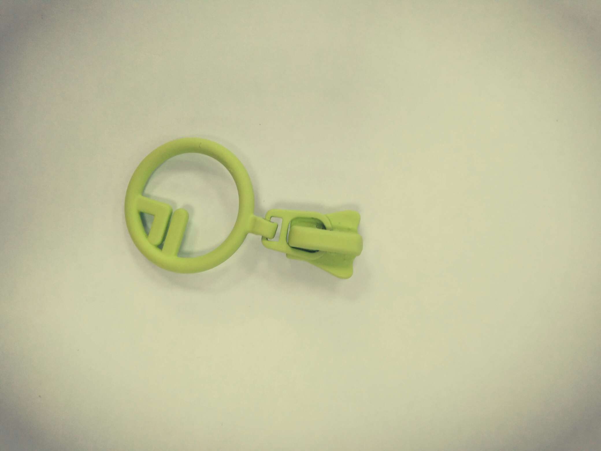 服装辅料箱包拉链头新款蝶形塑料拉锁头批发