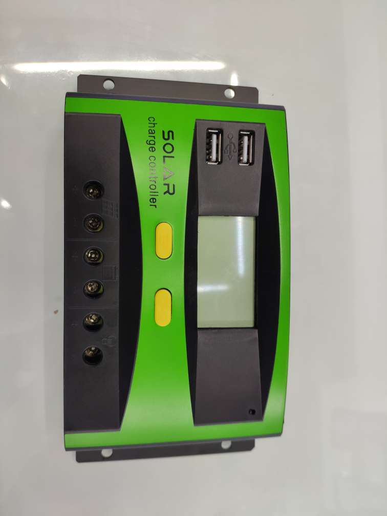 高品质太阳能控制器 光伏必备良品