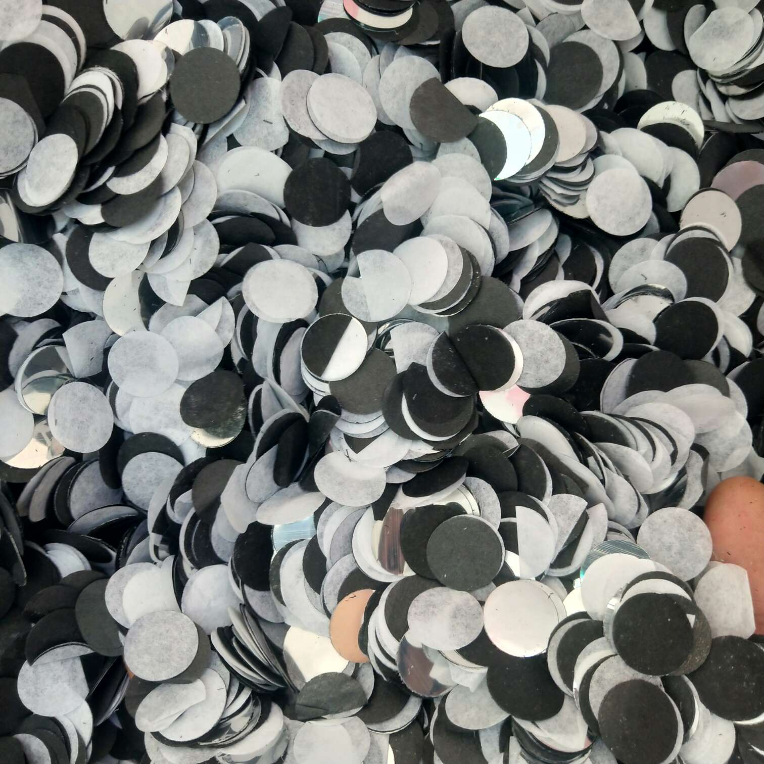 Paper and sequin mixed style matching undefined