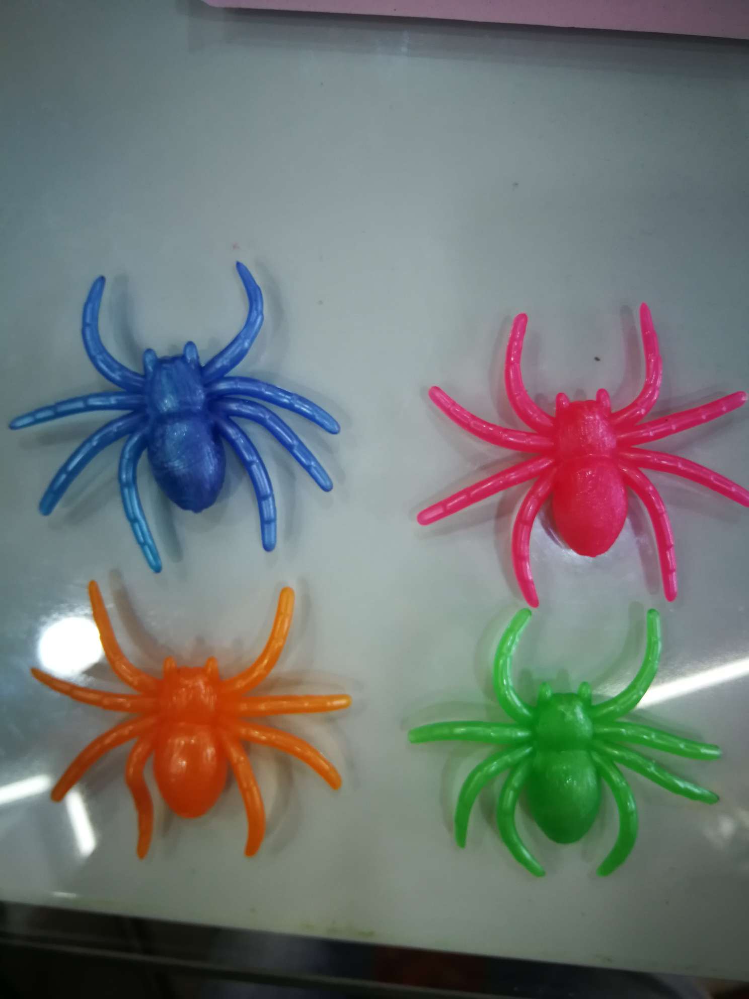 仿真玩具，整人玩具