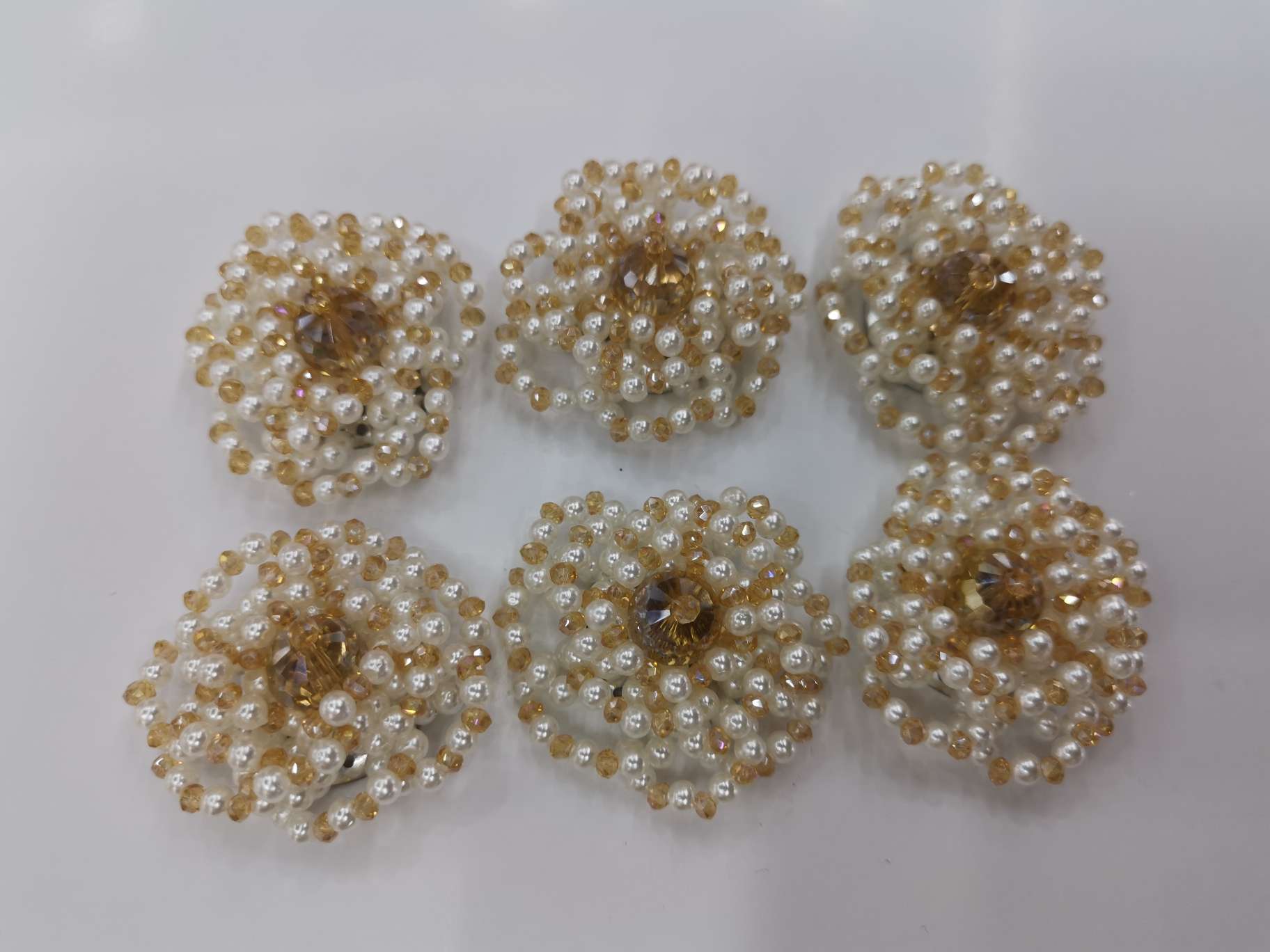 手缝珍珠加水晶配件