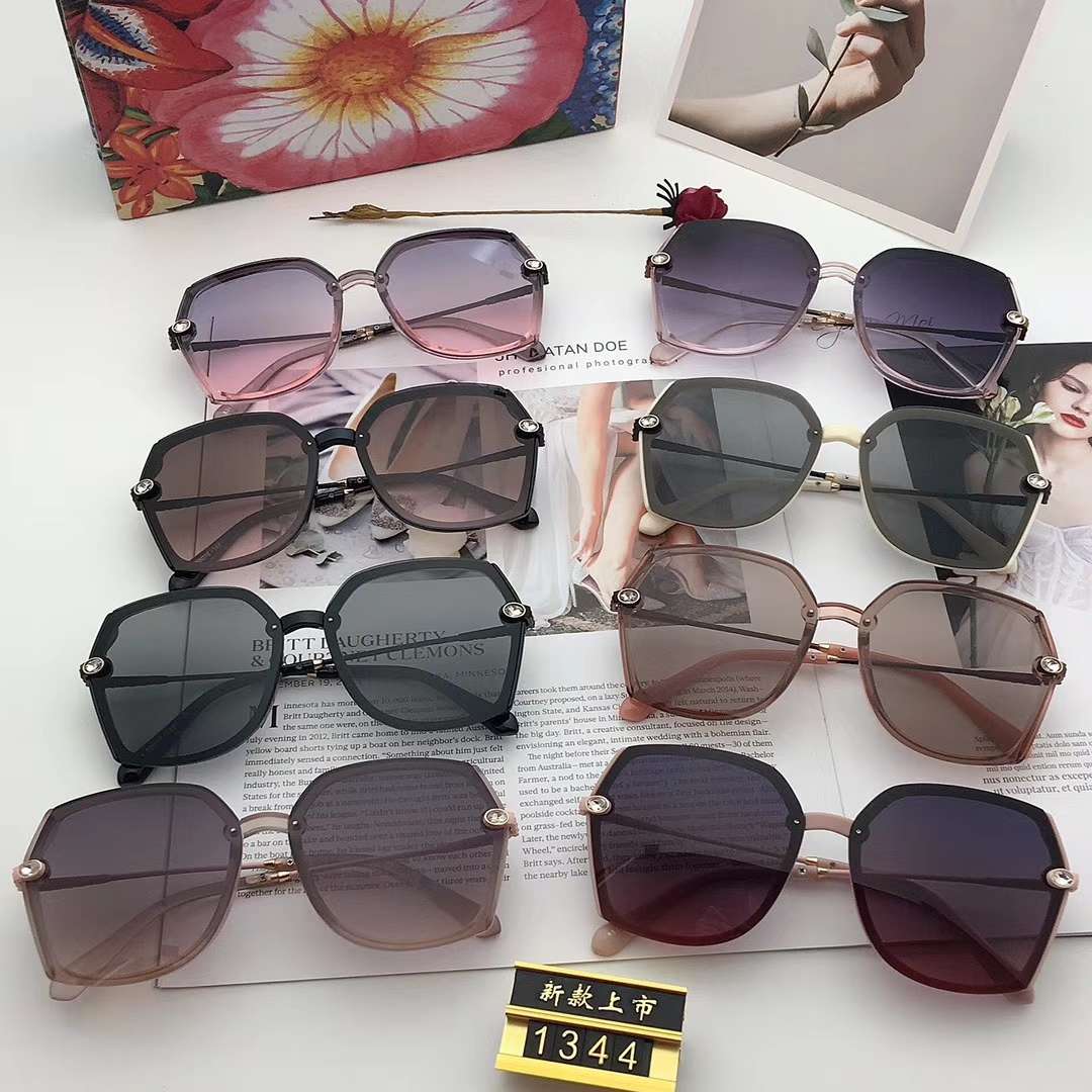 🔹 # 1344 #
Ordinary sunglasses 🕶 ️
Spot 🀄 ️ thumbnail