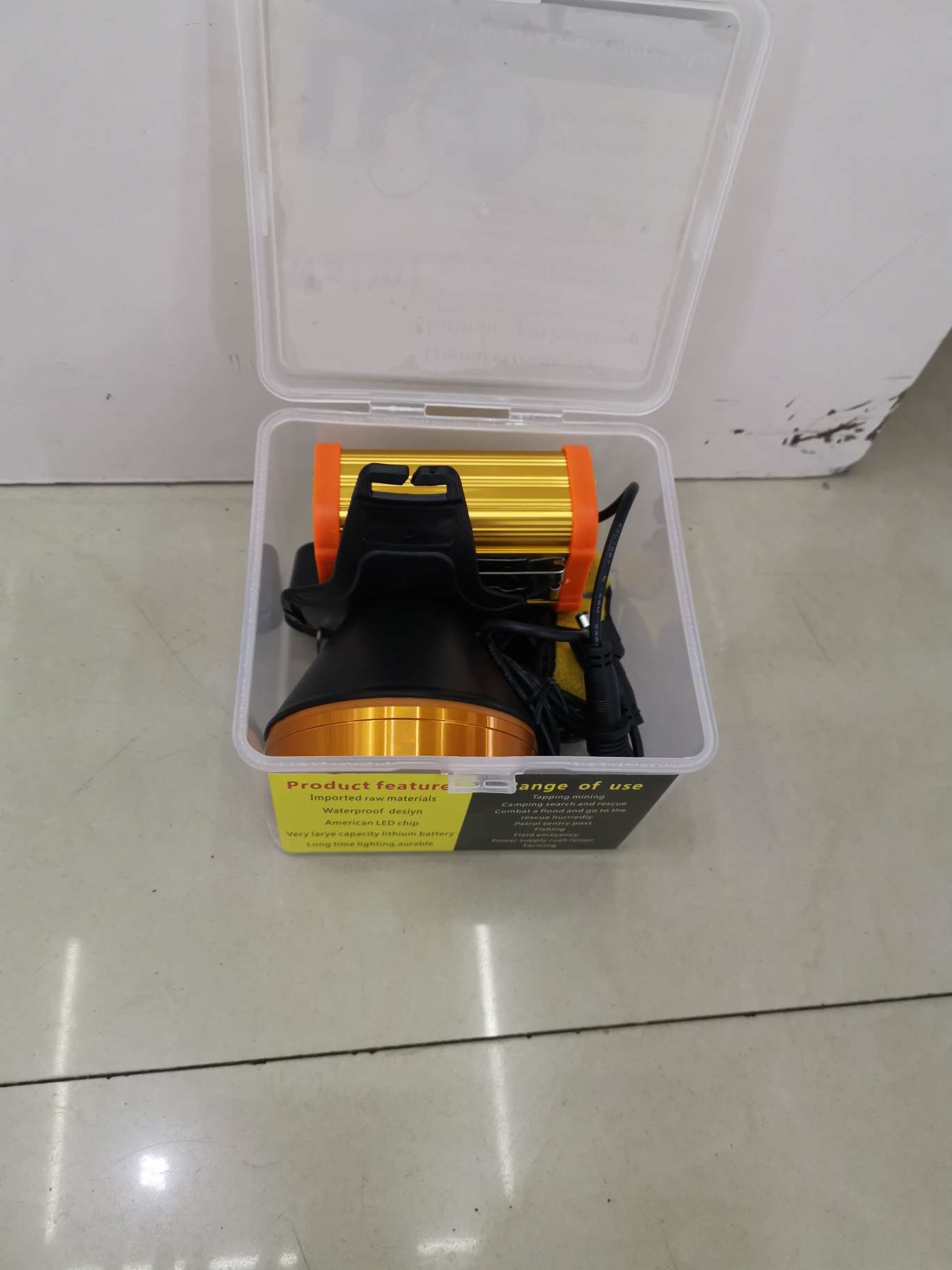 Classic aluminum alloy headlamp with battery, long standby time and strong light charging details Picture