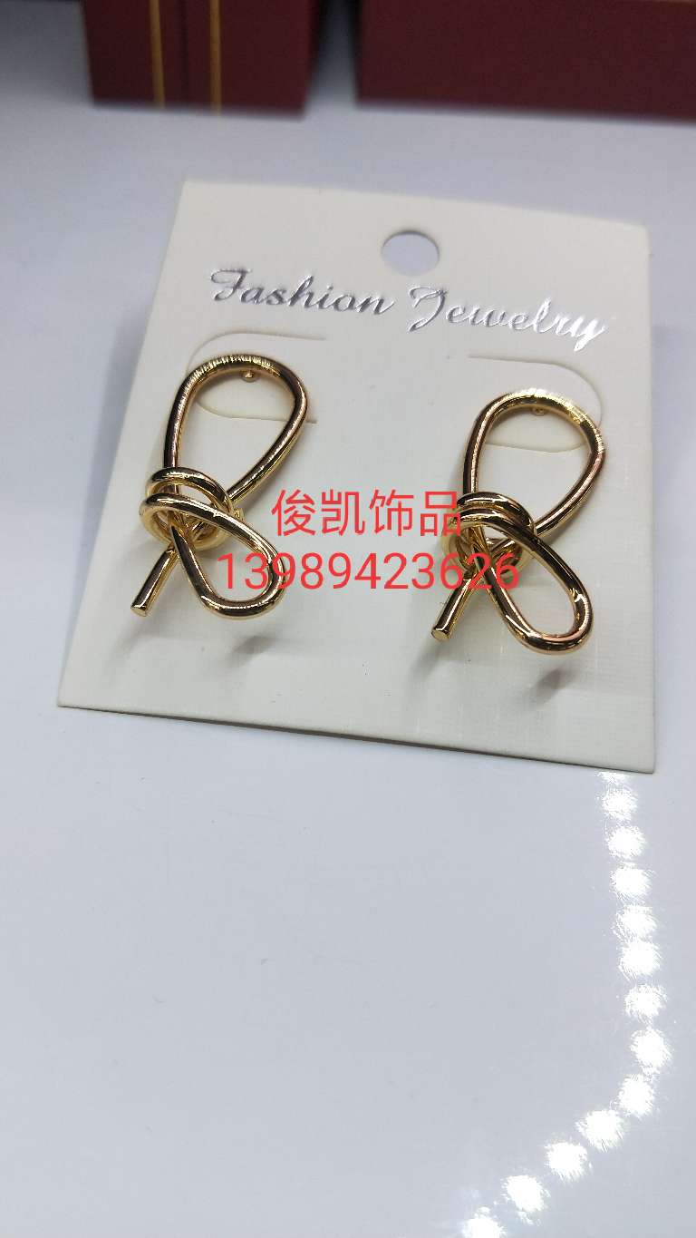 European and American fashion trend abnormity wire knot earring manufacturer direct sale thumbnail