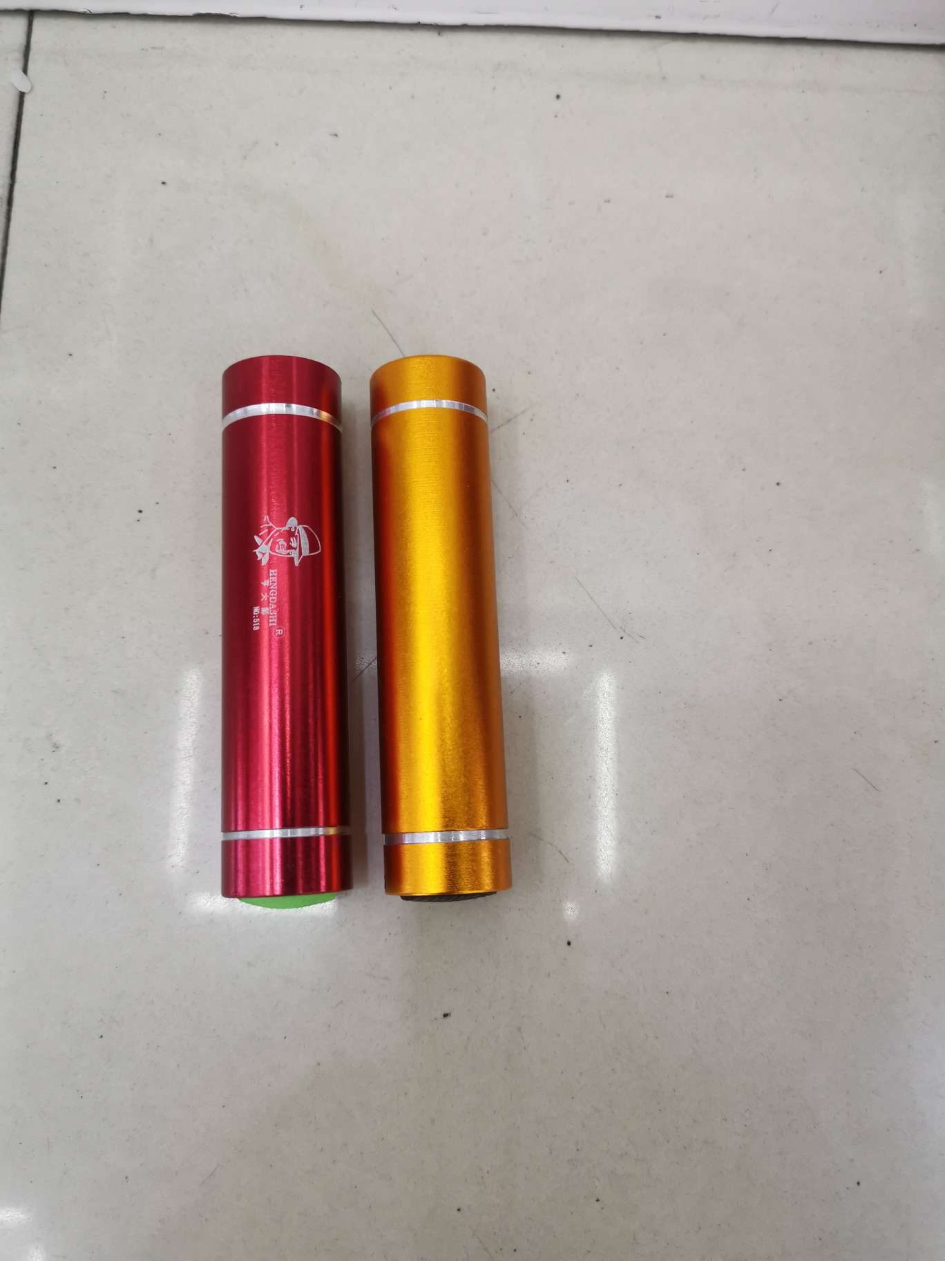 بطاريات سبائك الألومنيوم في ميسلو 518 بخلط يدوي صغير