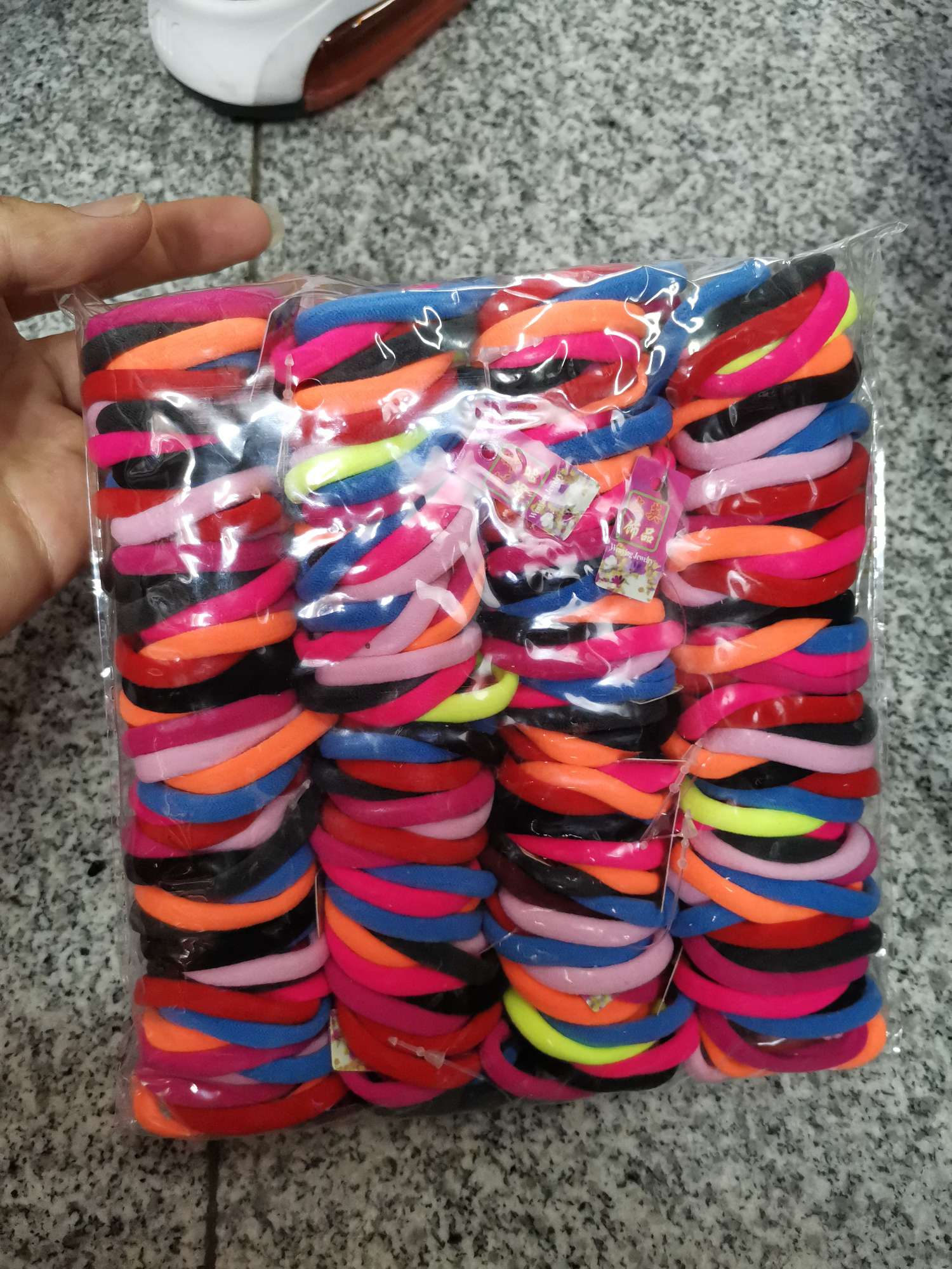 Korean candy-colored children's rubber bands, 6 in a string, 40 strings in a pack, Wenying accessories