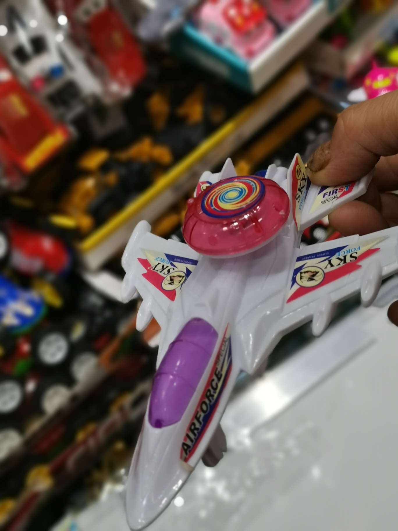 Pull wire light plane Item Picture