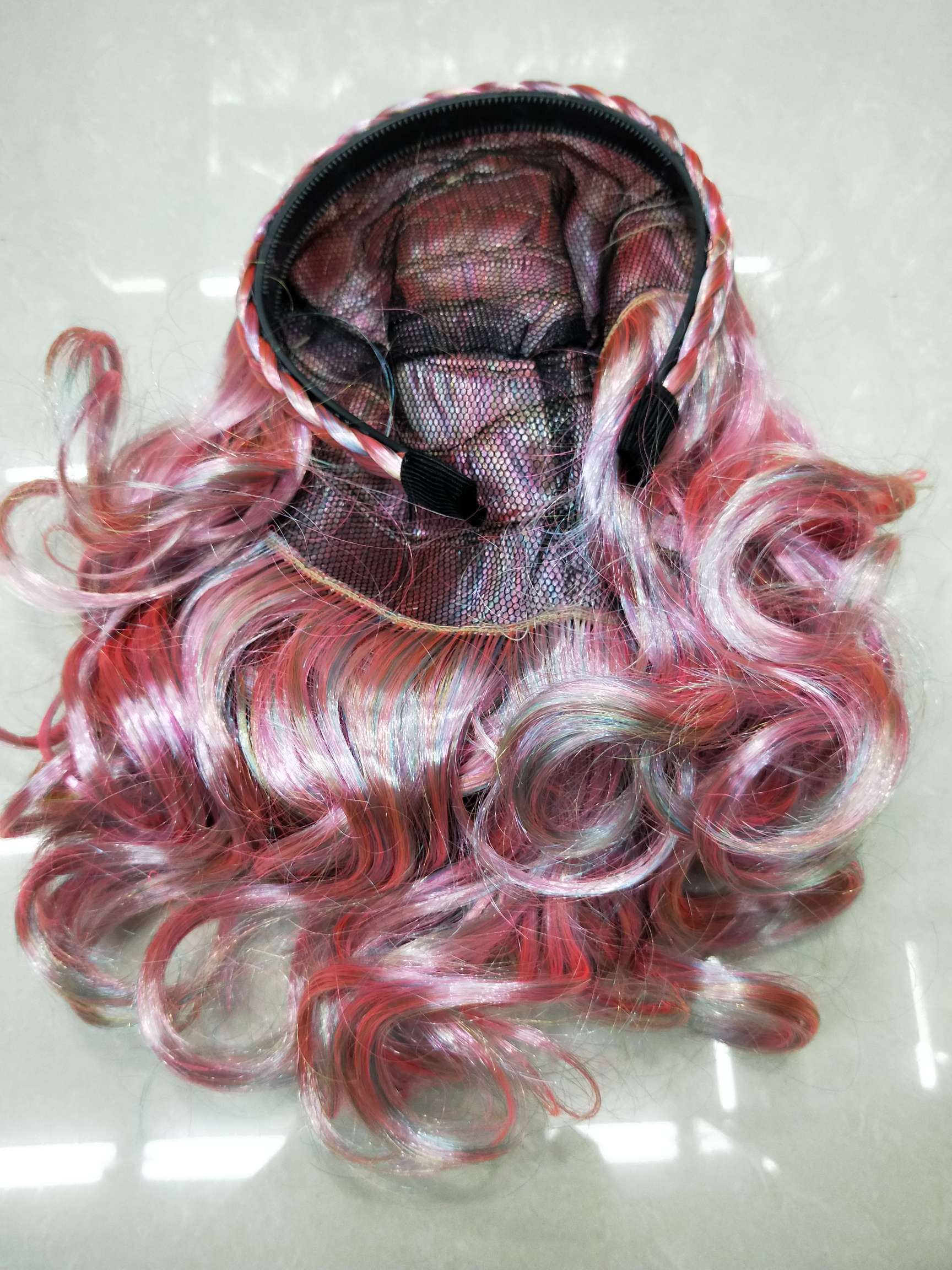 والشعر المستعار المموّل من أجل الأطفال، شبه غير مرئي وغير مرئي Specification image