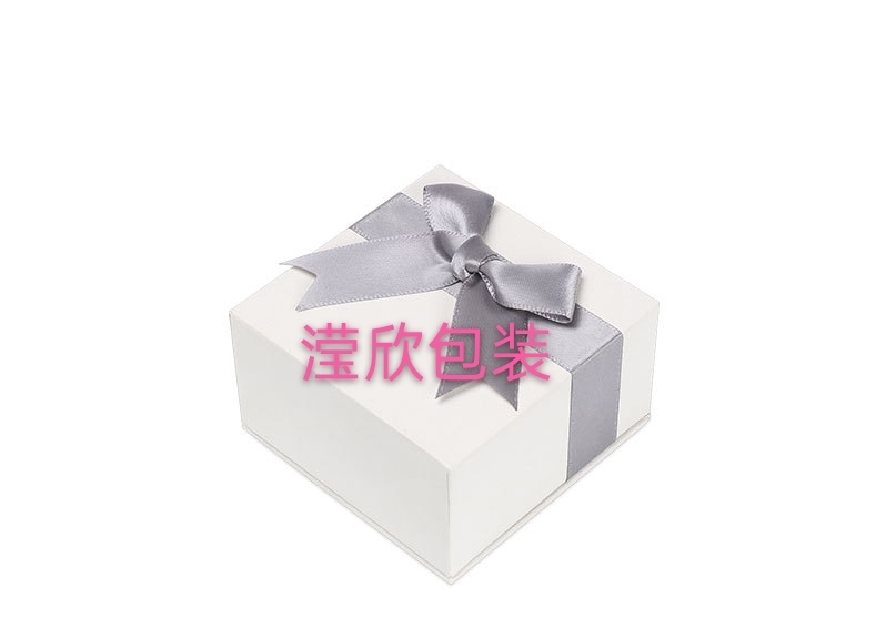 Jewelry box A bow necklace box a gift box thumbnail