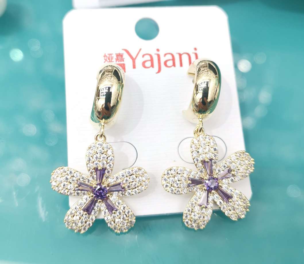 Tempera all-zirconium anti-allergy brass earrings