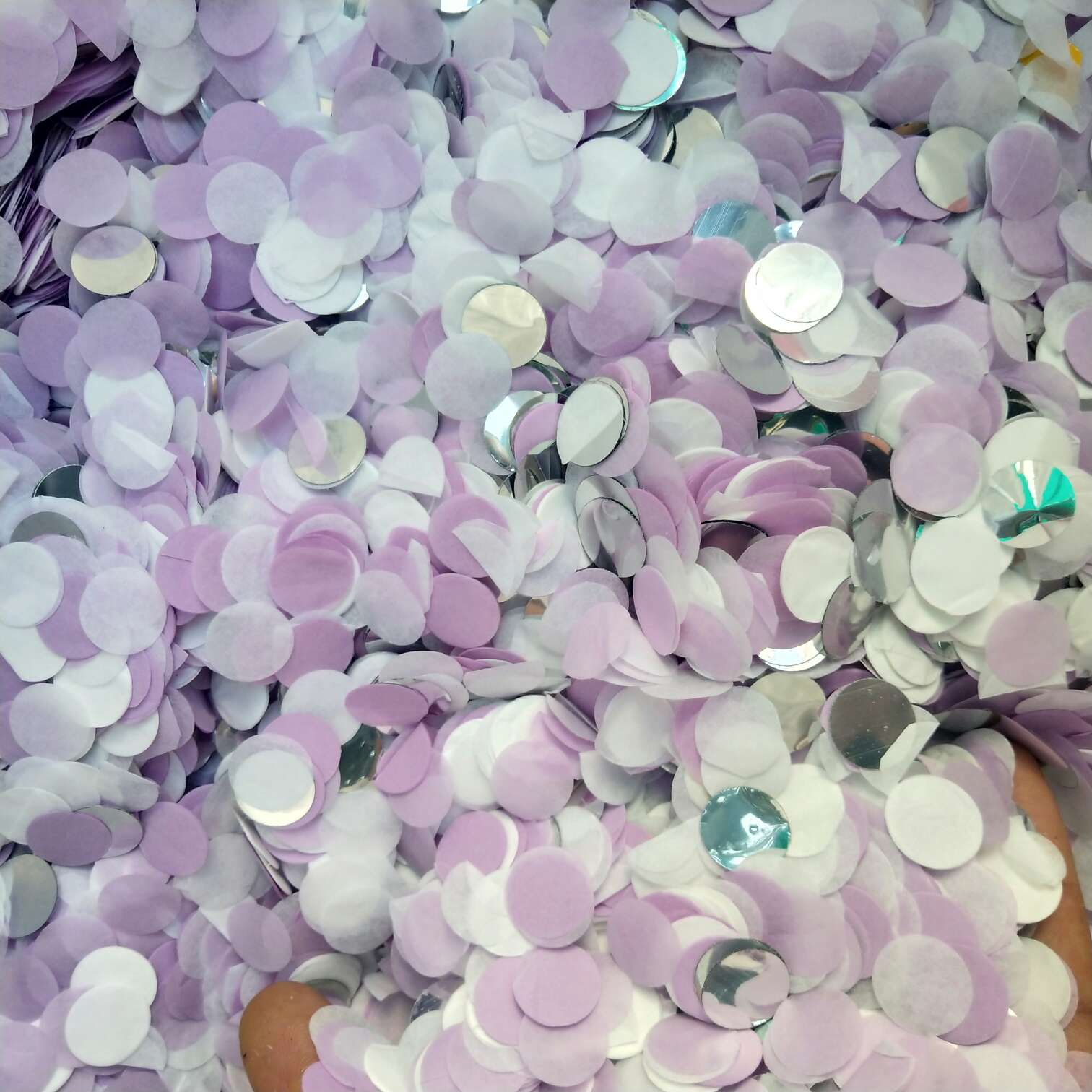 Paper and sequin mixed style matching details Picture