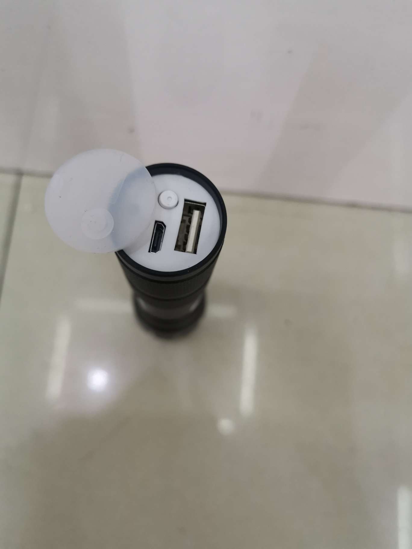 2020新款USB充电带充电宝功能COB侧灯可调焦手电细节图