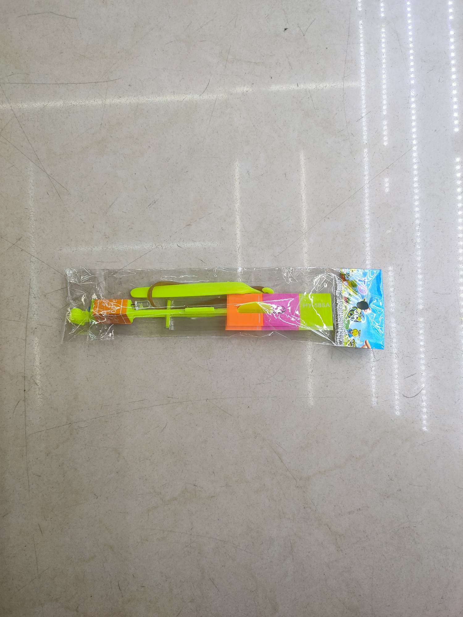 暴力熊/陶瓷/招财猫/圣诞陶瓷/陶瓷台灯产品图