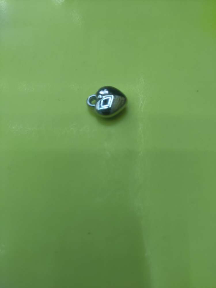 H216 heart, approximately 13MM in length, 11.5MM in width, 2MM in diameter, electroplated white K details Picture