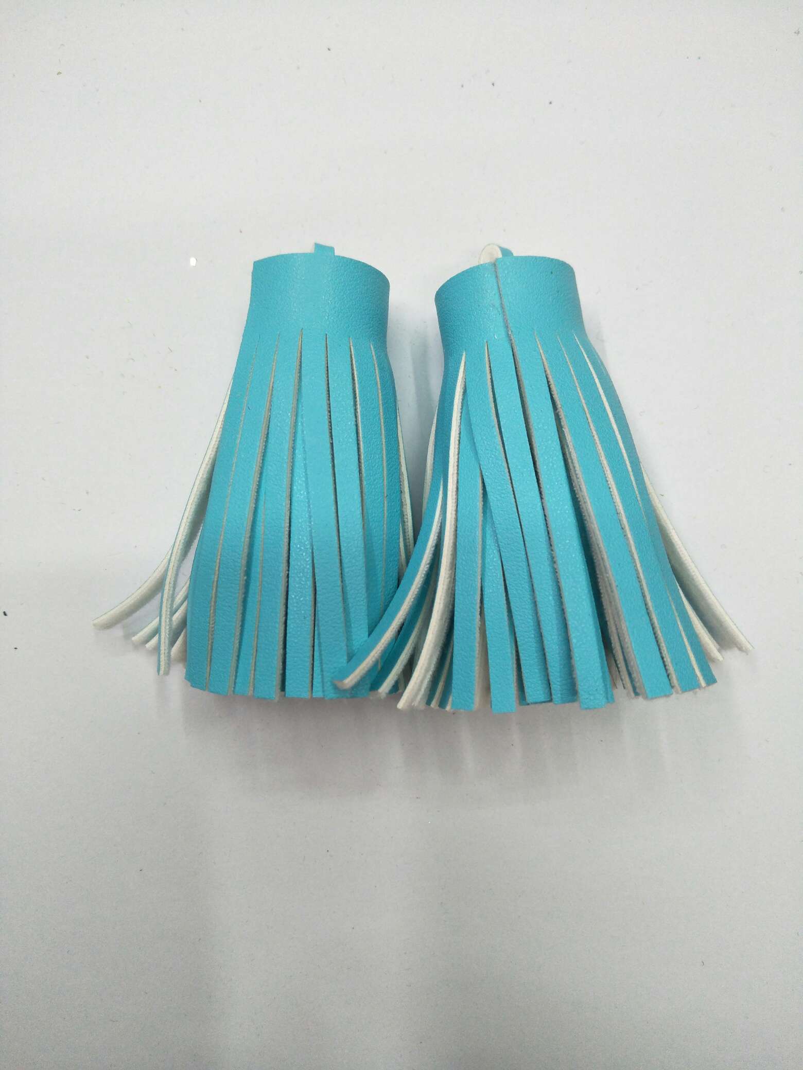 Big and fat tassel thumbnail