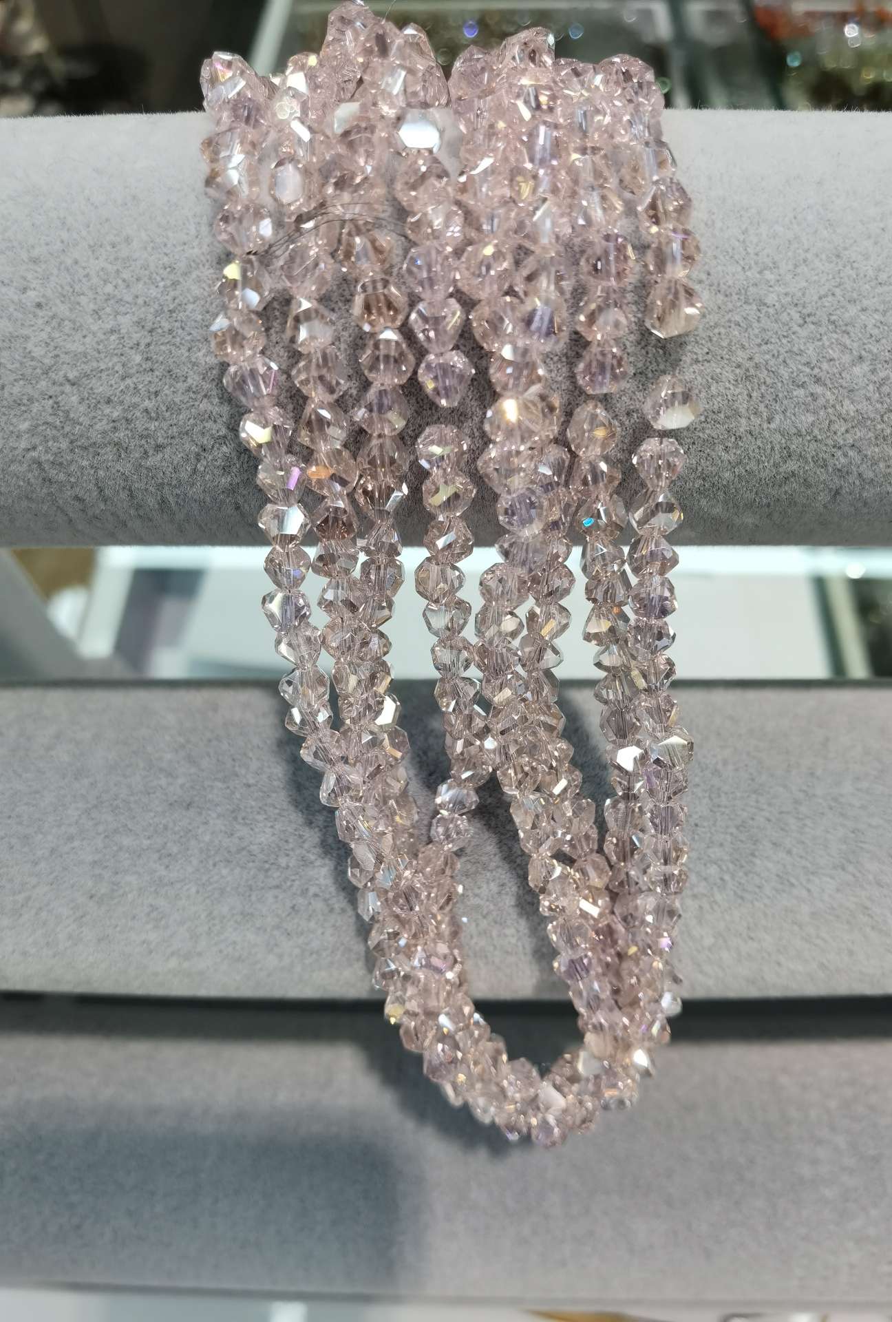 Prismatic 6 mm beads thumbnail