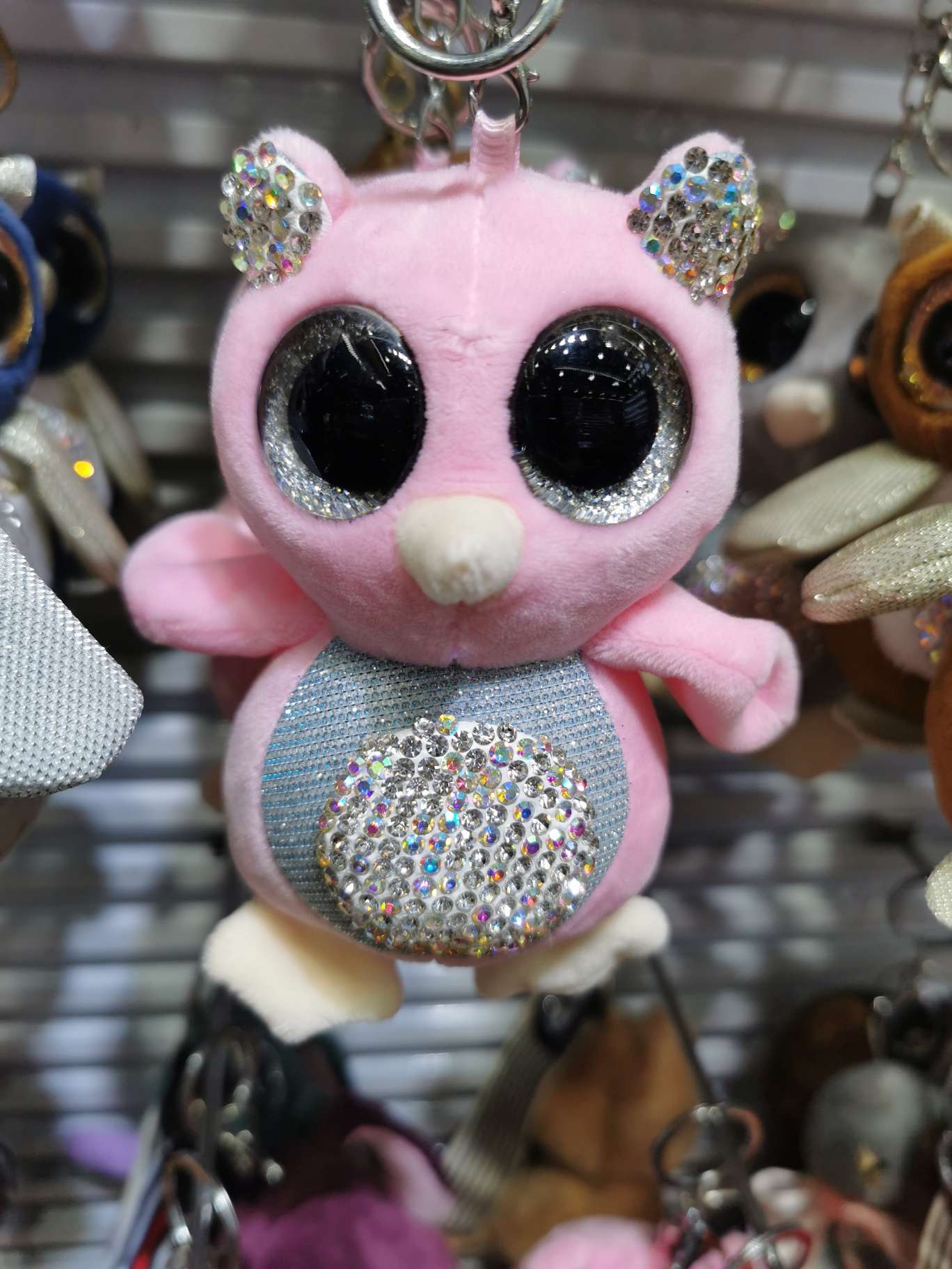 Velvet doll keychain Specification image