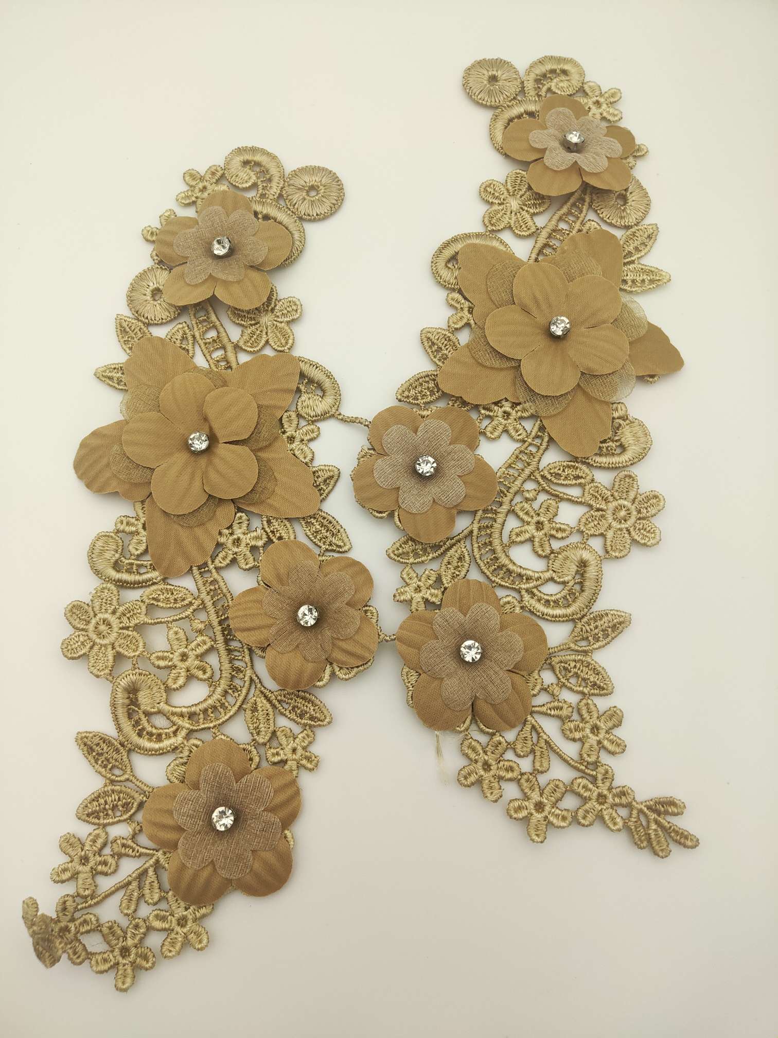 Polyester-polyester double-flower hand-stitched beaded flower clothing accessories, DIY collar flower wedding dress decoration 1-5 Item Picture