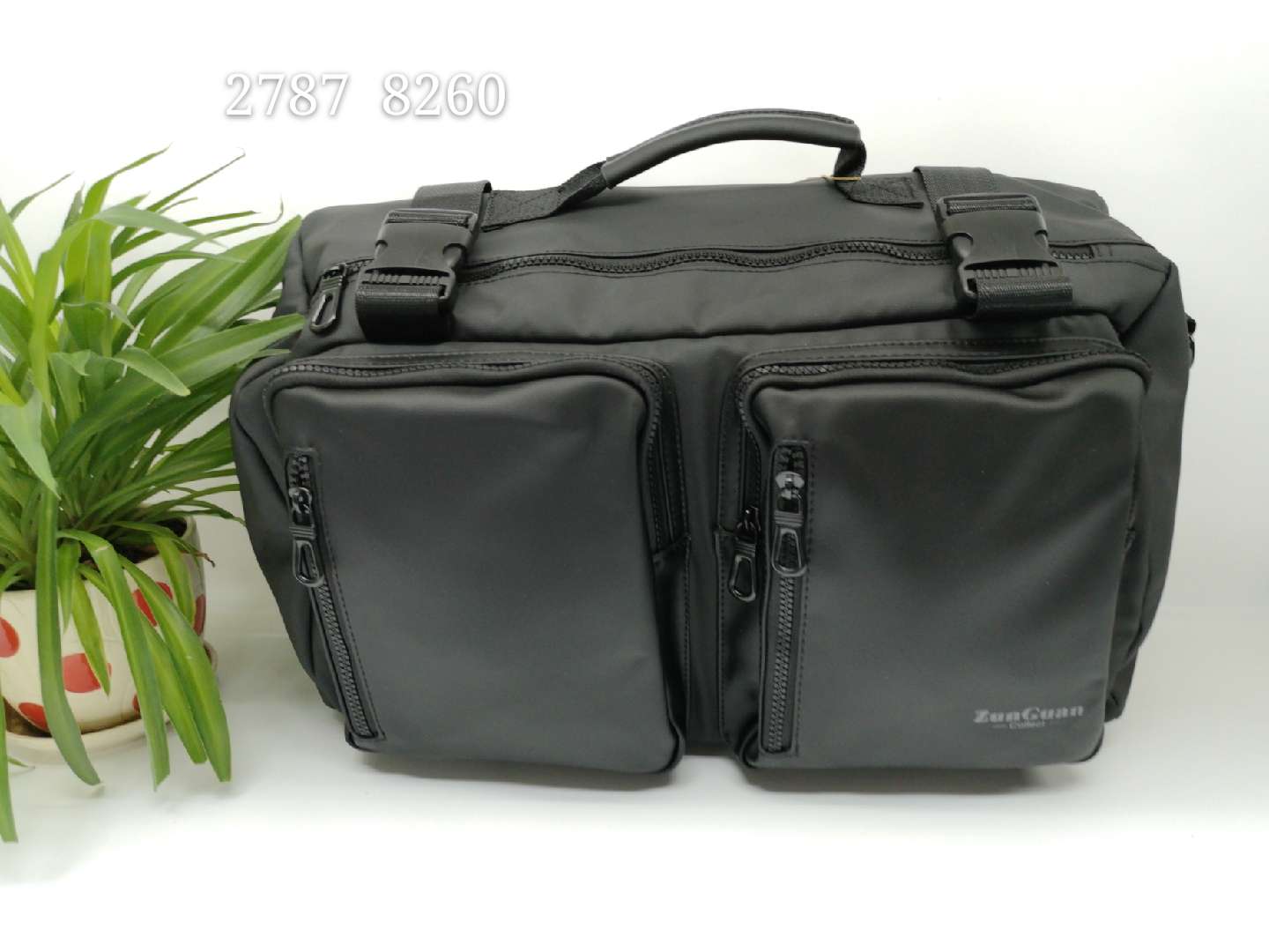 防水耐刮多功能双肩包产品图