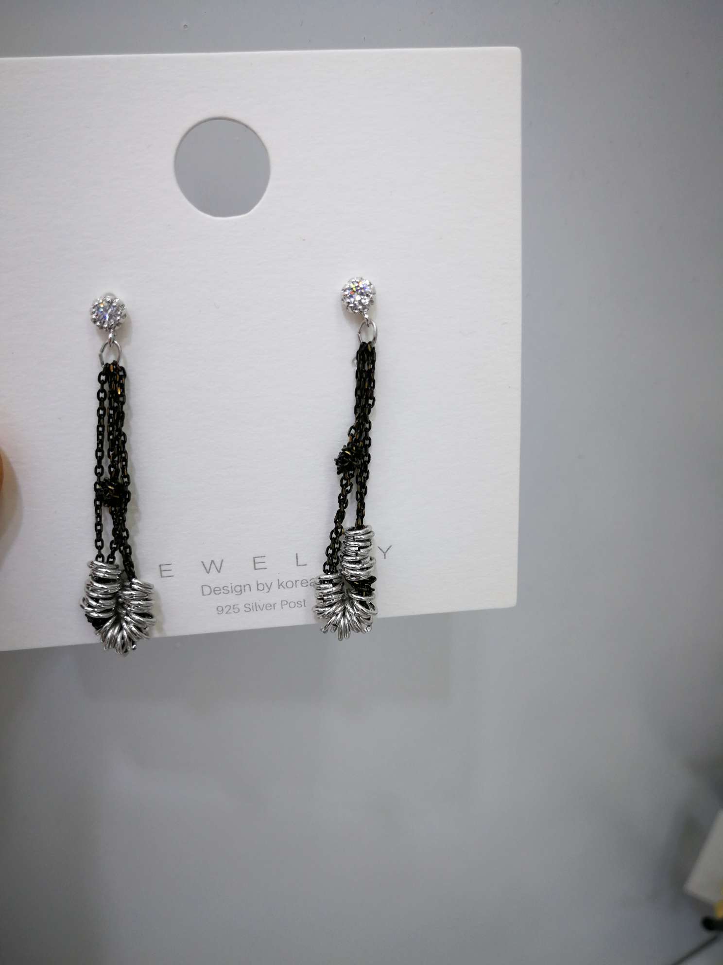 Long earpins thumbnail