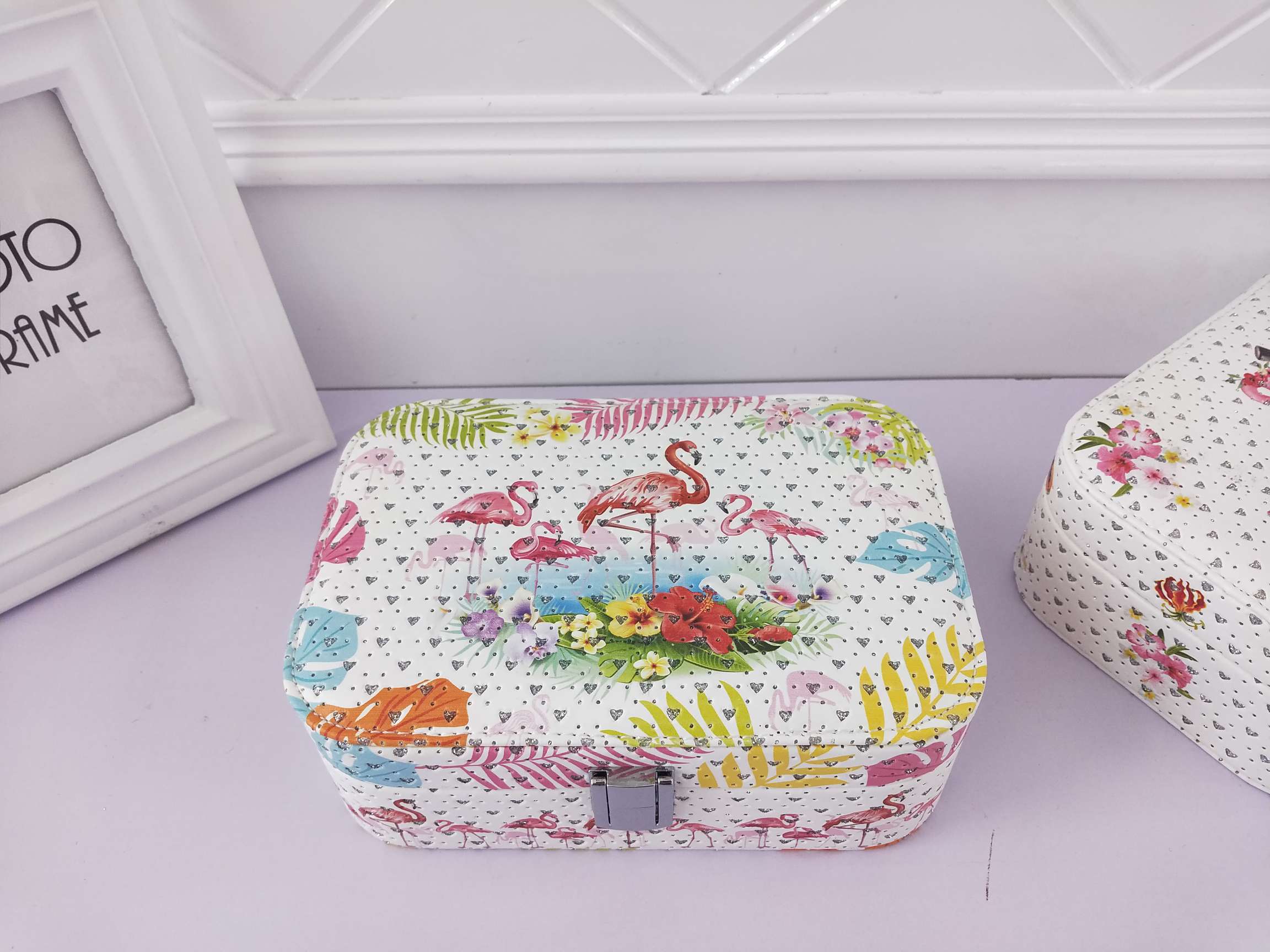 Jinqi Home Jewelry Box Portable Jewelry Box Travel Medium-sized Earrings, Rings, Necklaces Accessories Storage Box Z070-5 undefined