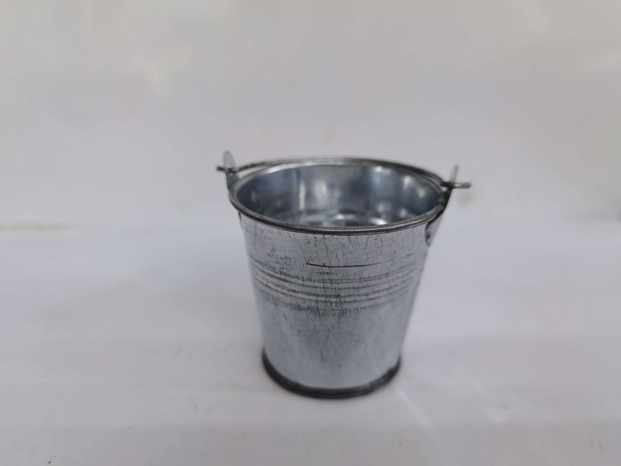 111铁艺花盆 工艺品