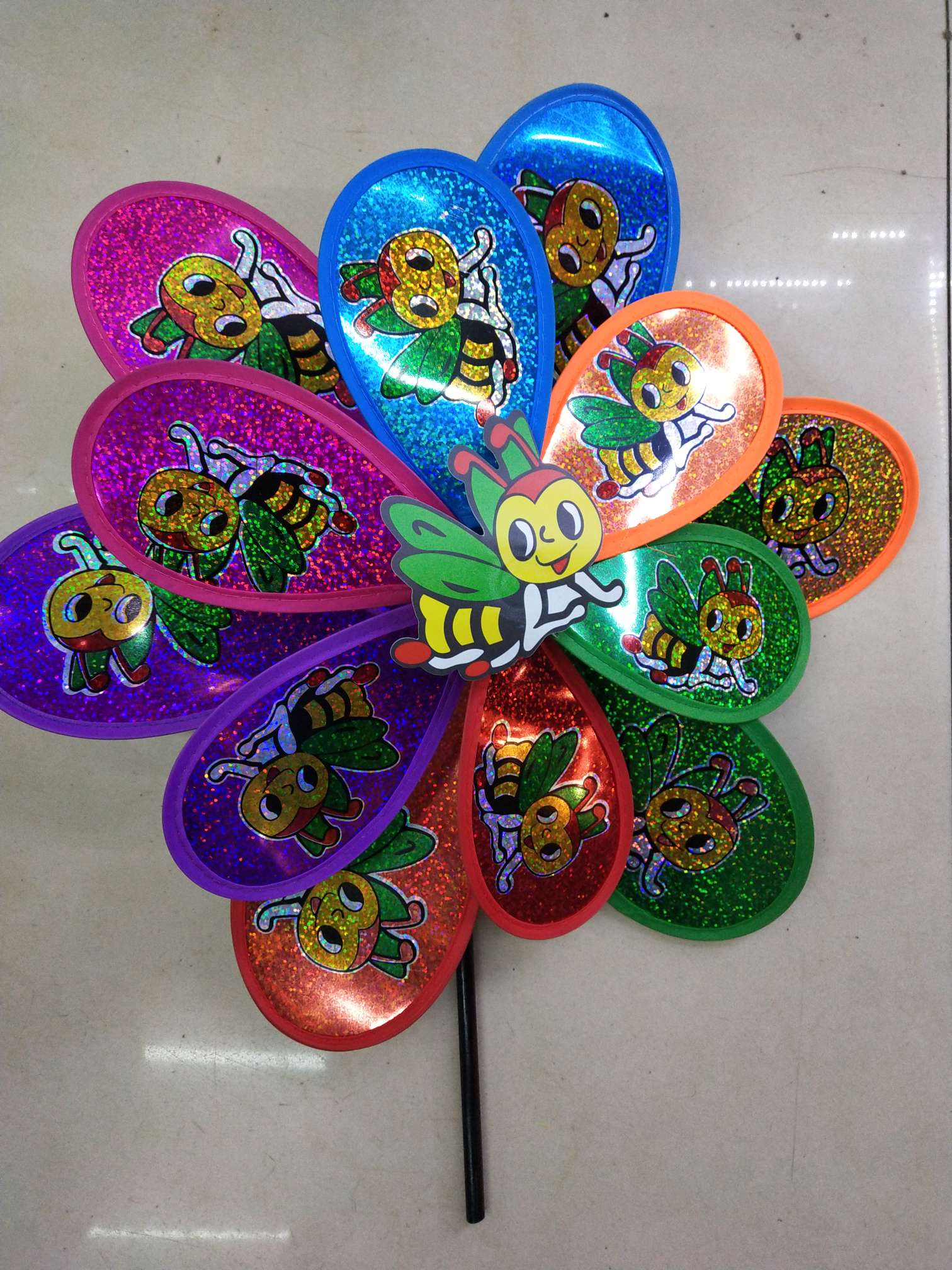 Double glitter marks the bee