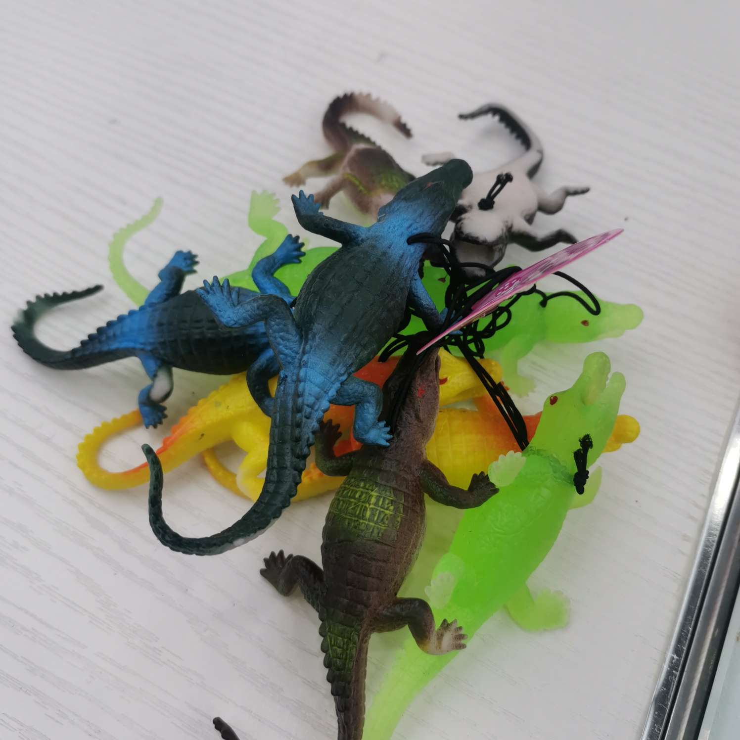 整人玩具实物图