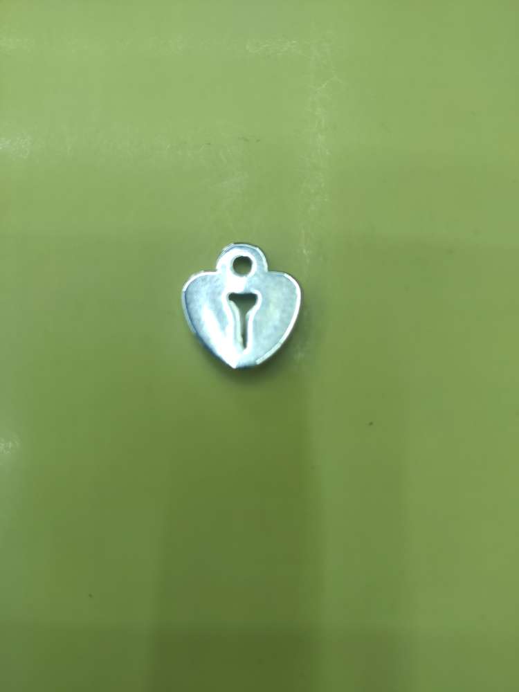 H839, approximately 18MM in length, 16MM in width, 3MM in thickness, 3MM in aperture, electroplated white k details Picture