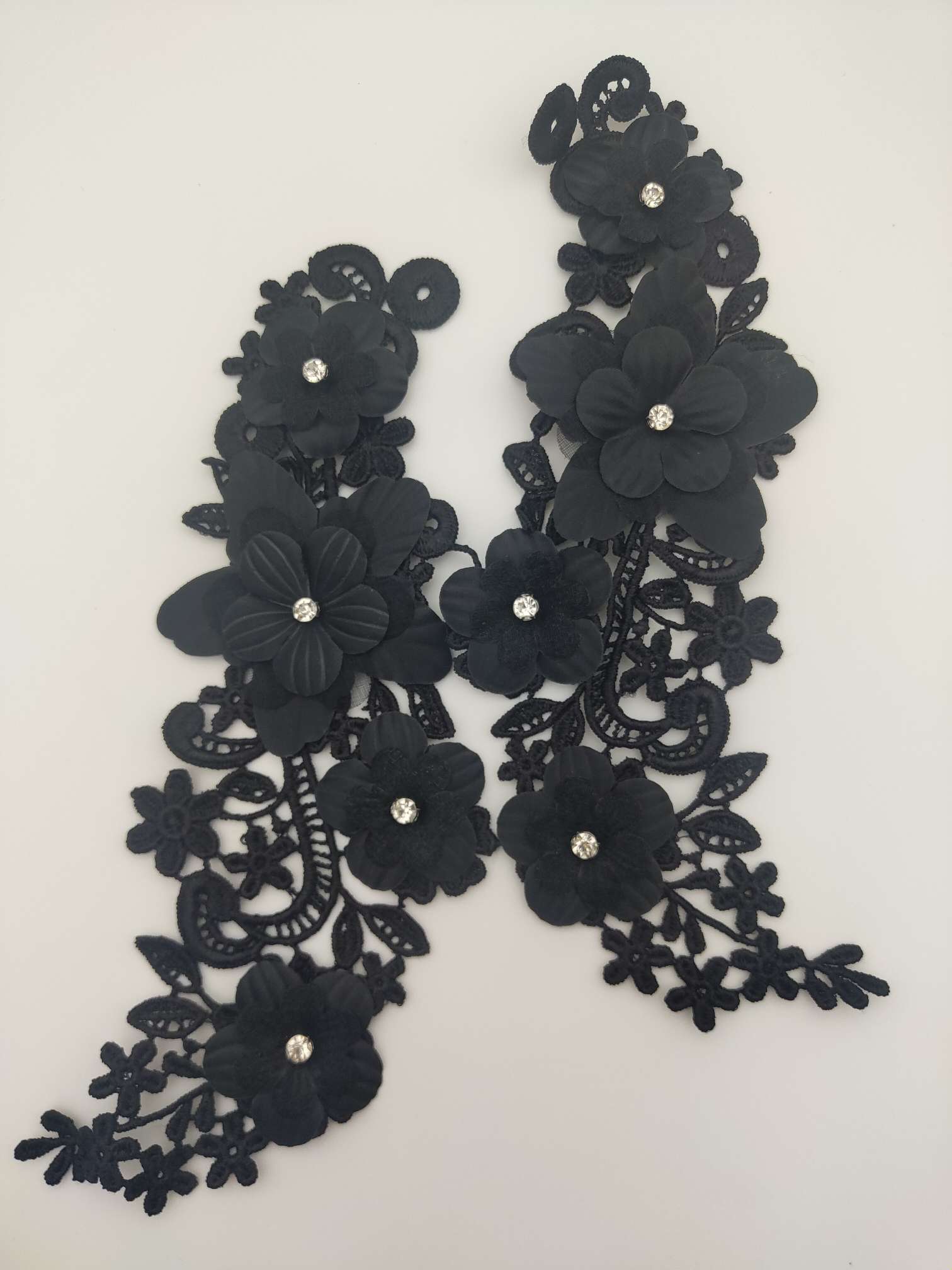 Polyester-polyester double-flower hand-stitched beaded flower clothing accessories, DIY collar flower wedding dress decoration 1-5 details Picture