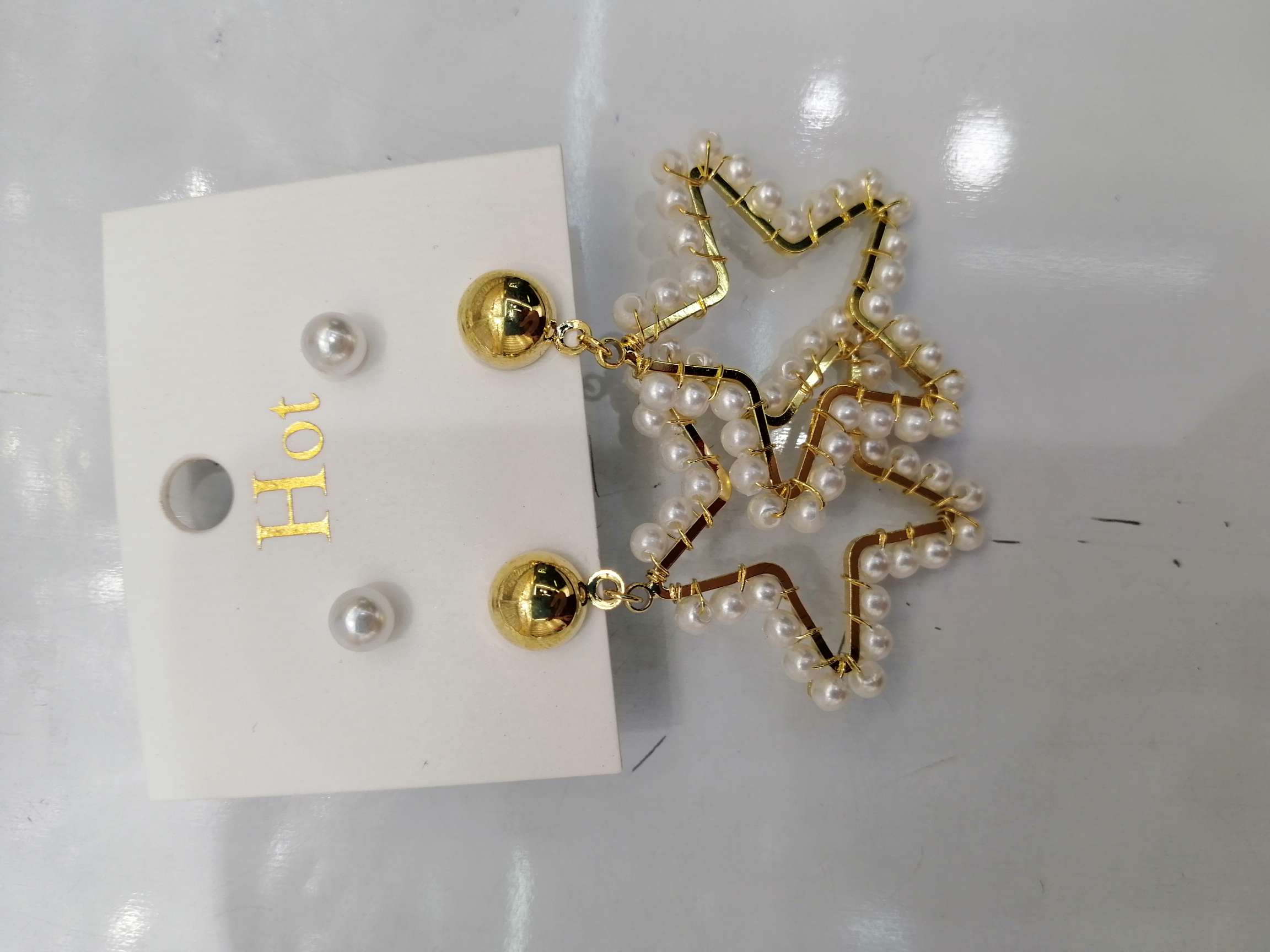 The five-star earrings thumbnail