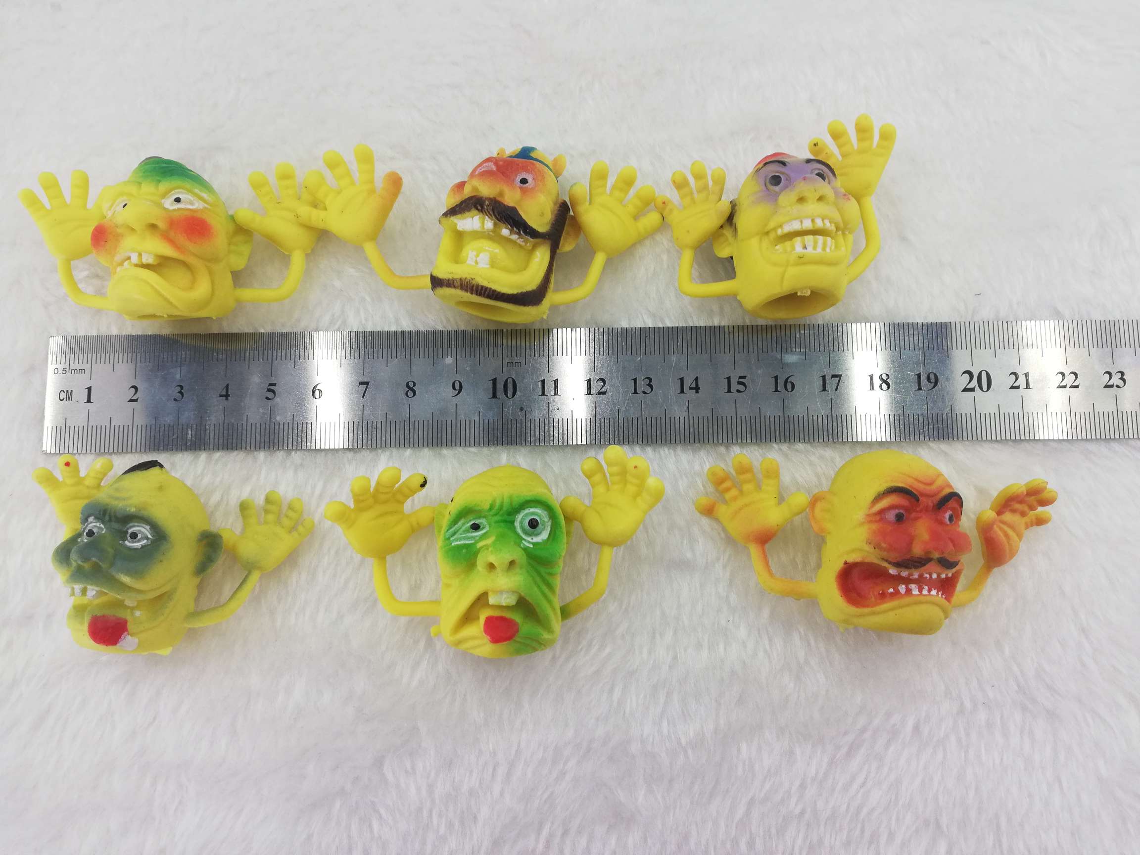 PVC塑胶整蛊玩具鬼指套6款YL-089