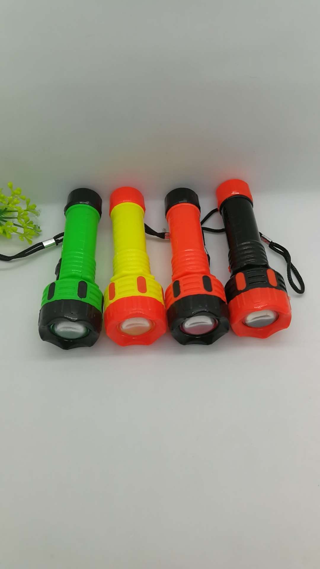 The luminous toy S35 mini tube event offers factory-direct sales small gifts and pendants, as well as tall electronic toys. 1 Specification image