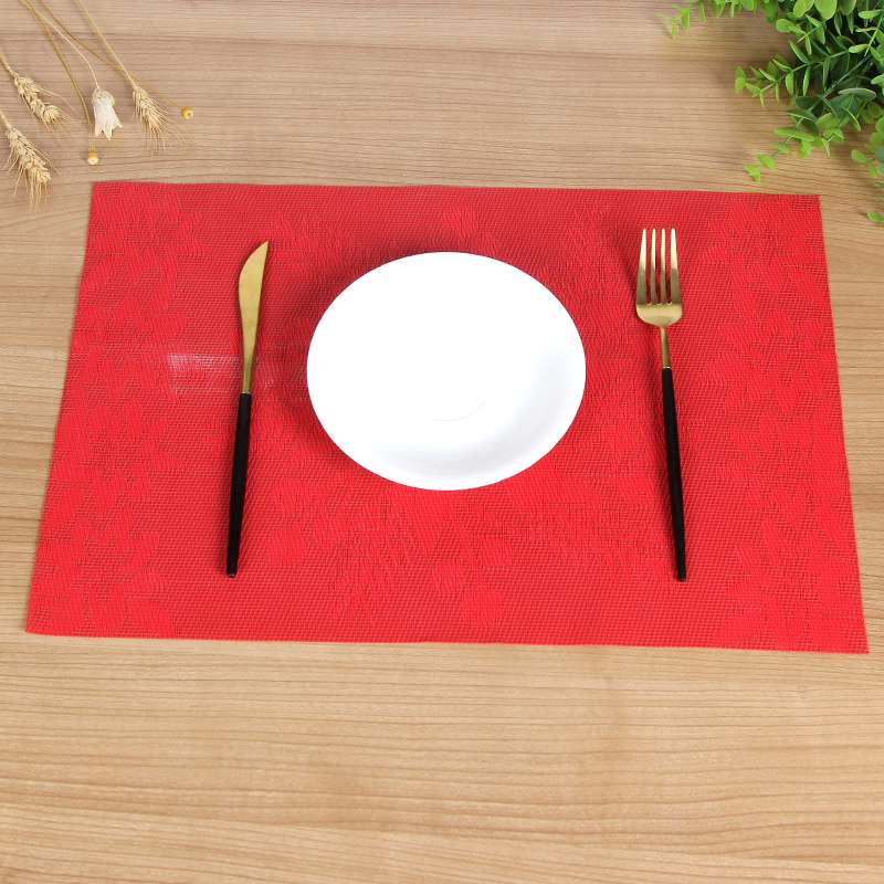 New Teslin Christmas large flower pvc placemats, leak-proof and edged-pressed Western placemats, classic and fashionable anti-slip coasters for hotels Application Scenario