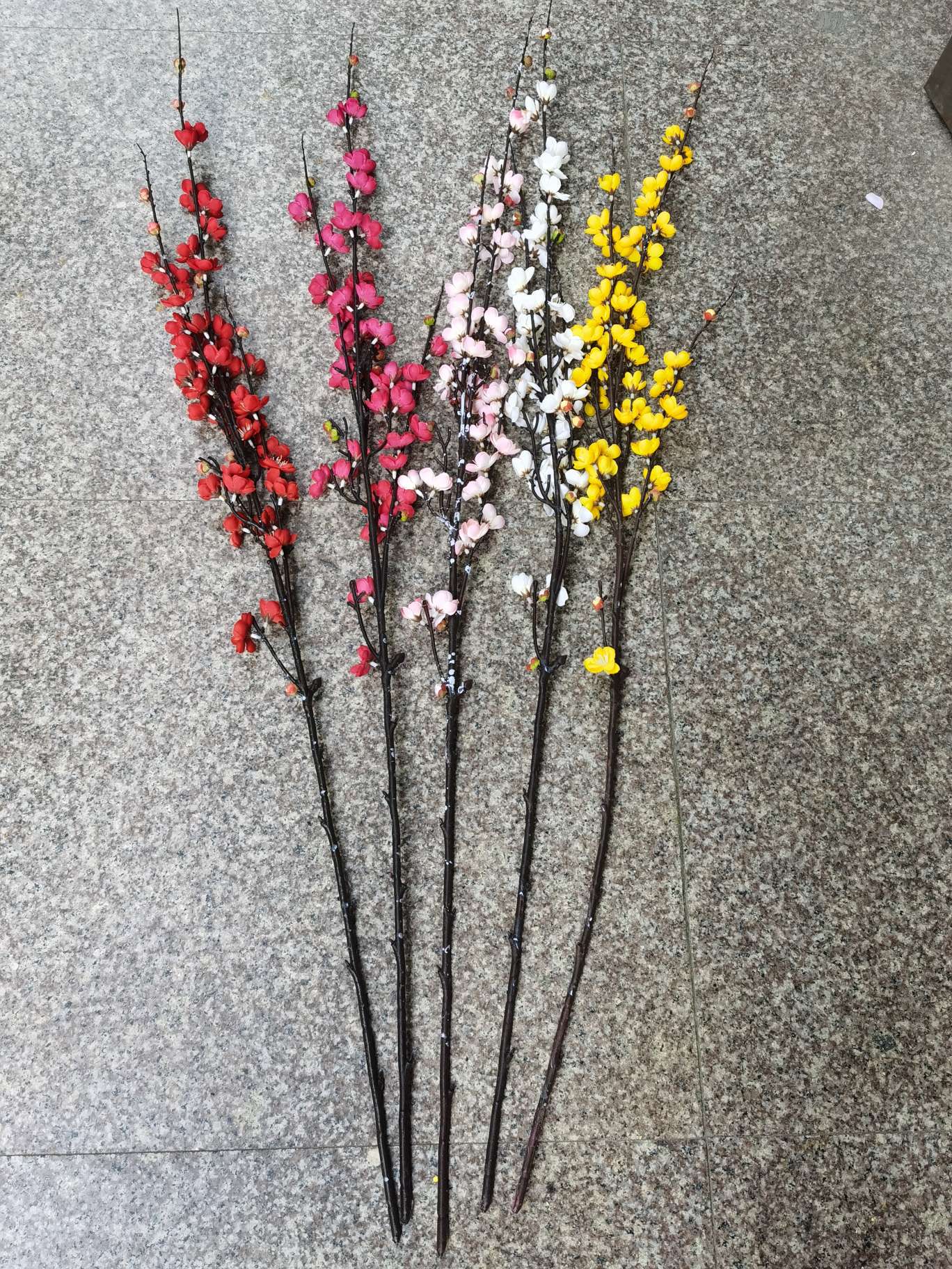 Plum blossom branches, an excellent decorative artificial plant details Picture