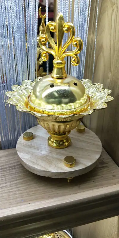 Wood Base Alloy Incense Burner