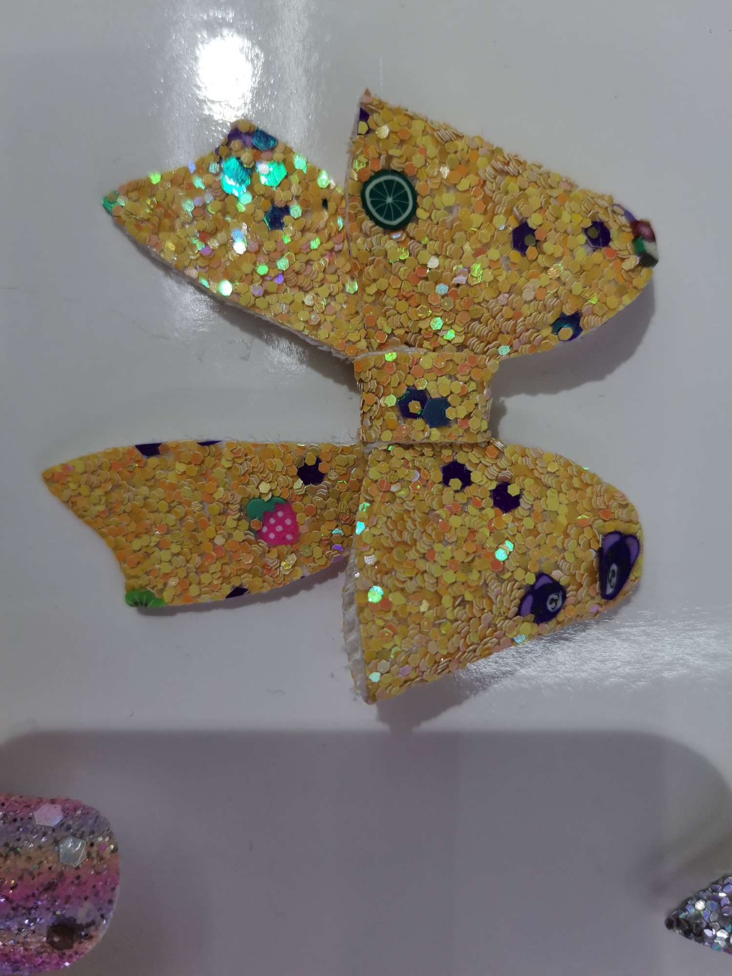 Fruit ceramic curved tail bow Specification image