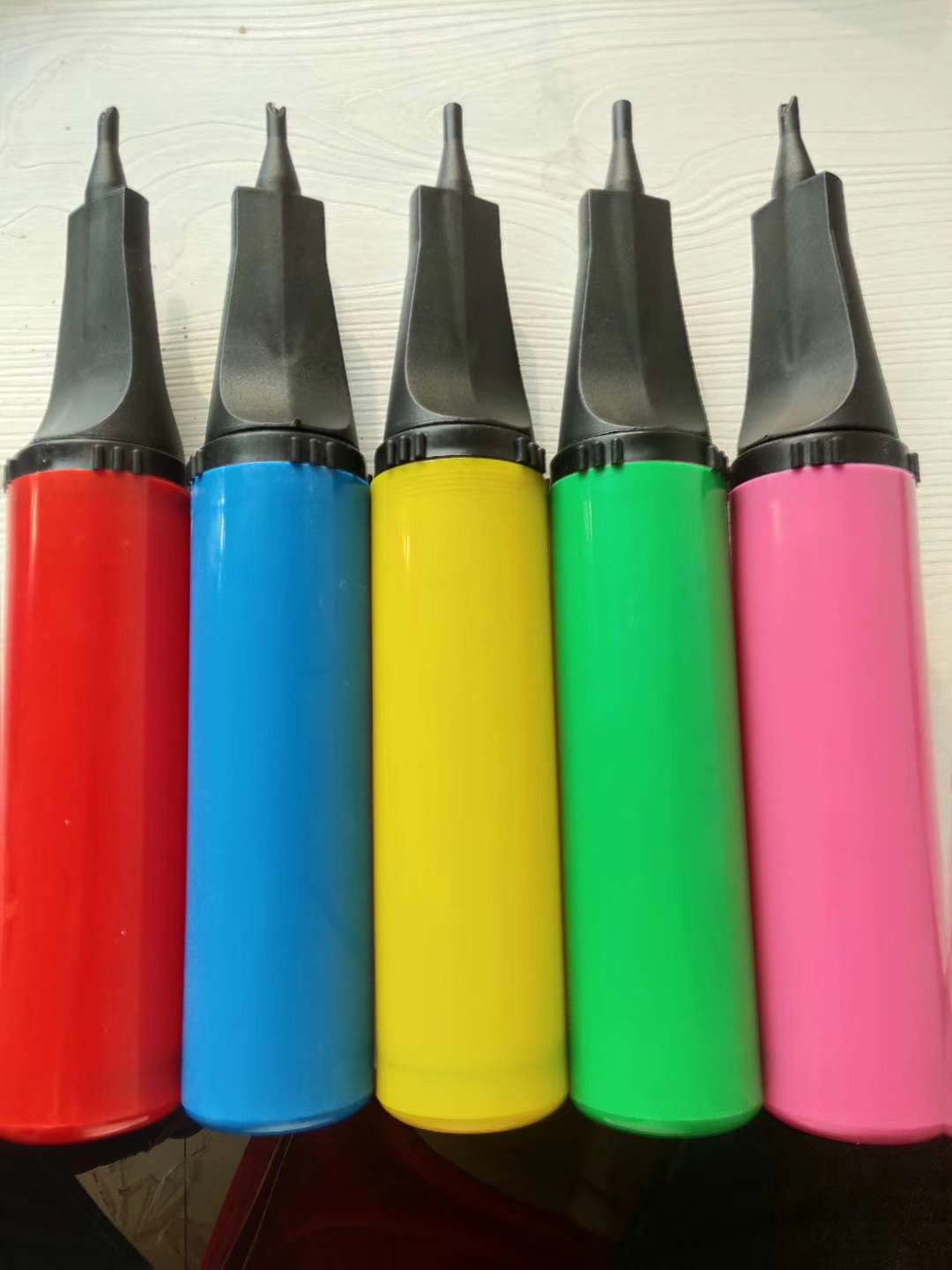 气球打气筒气球配件打气筒手打气筒气球配件喜庆用品派对用品 玩具   充气玩具   其他充气玩具 1 国康塑管 塑料白底实物图