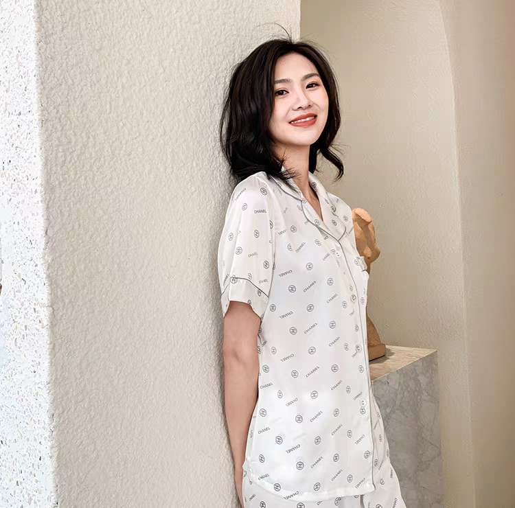 丝绸睡衣女网红夏季冰丝仿真丝短袖家居服套装