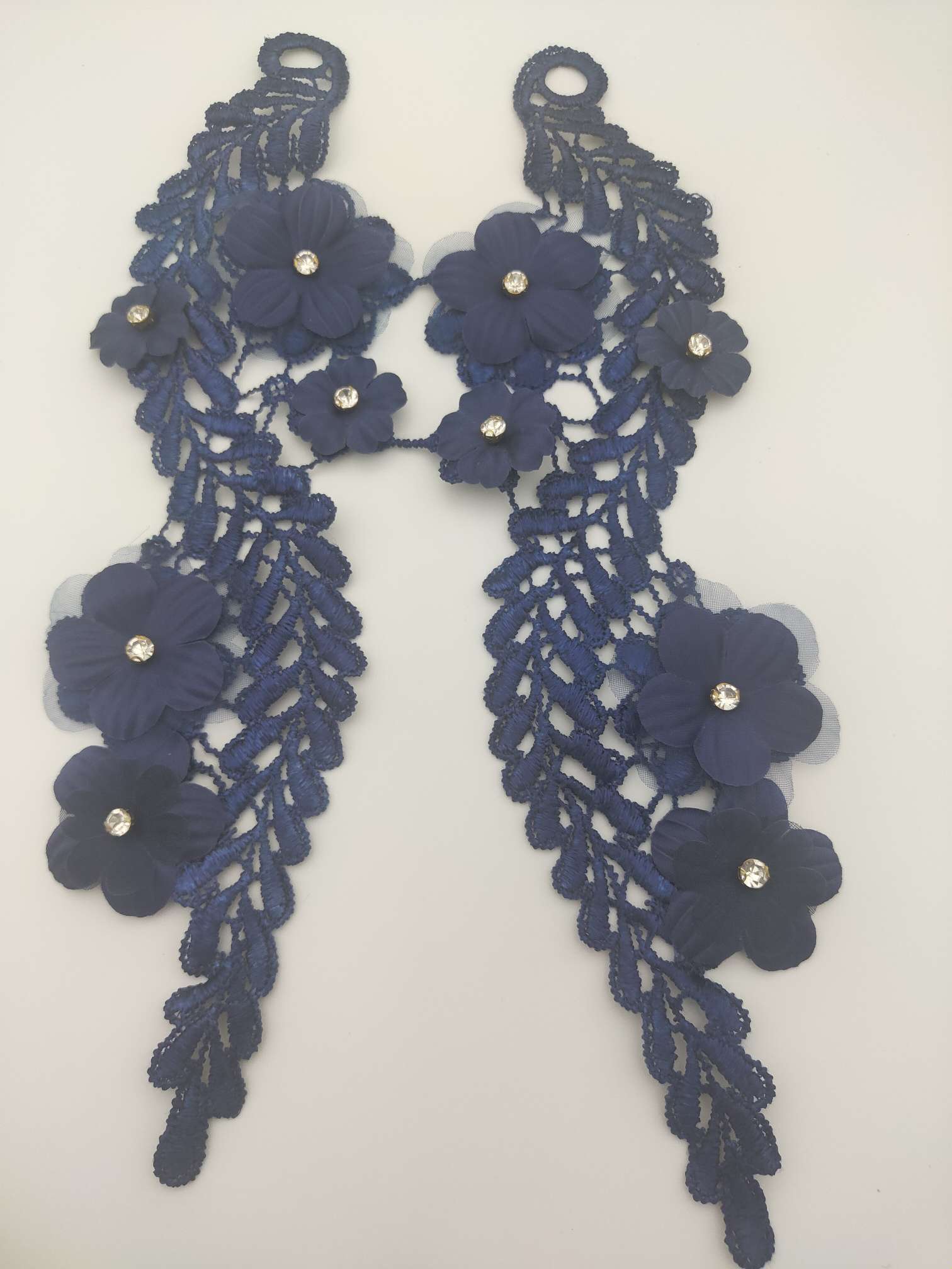 Polyester-polyester double-flower hand-stitched beaded flower clothing accessories, DIY collar flower wedding dress decoration 1-10 details Picture