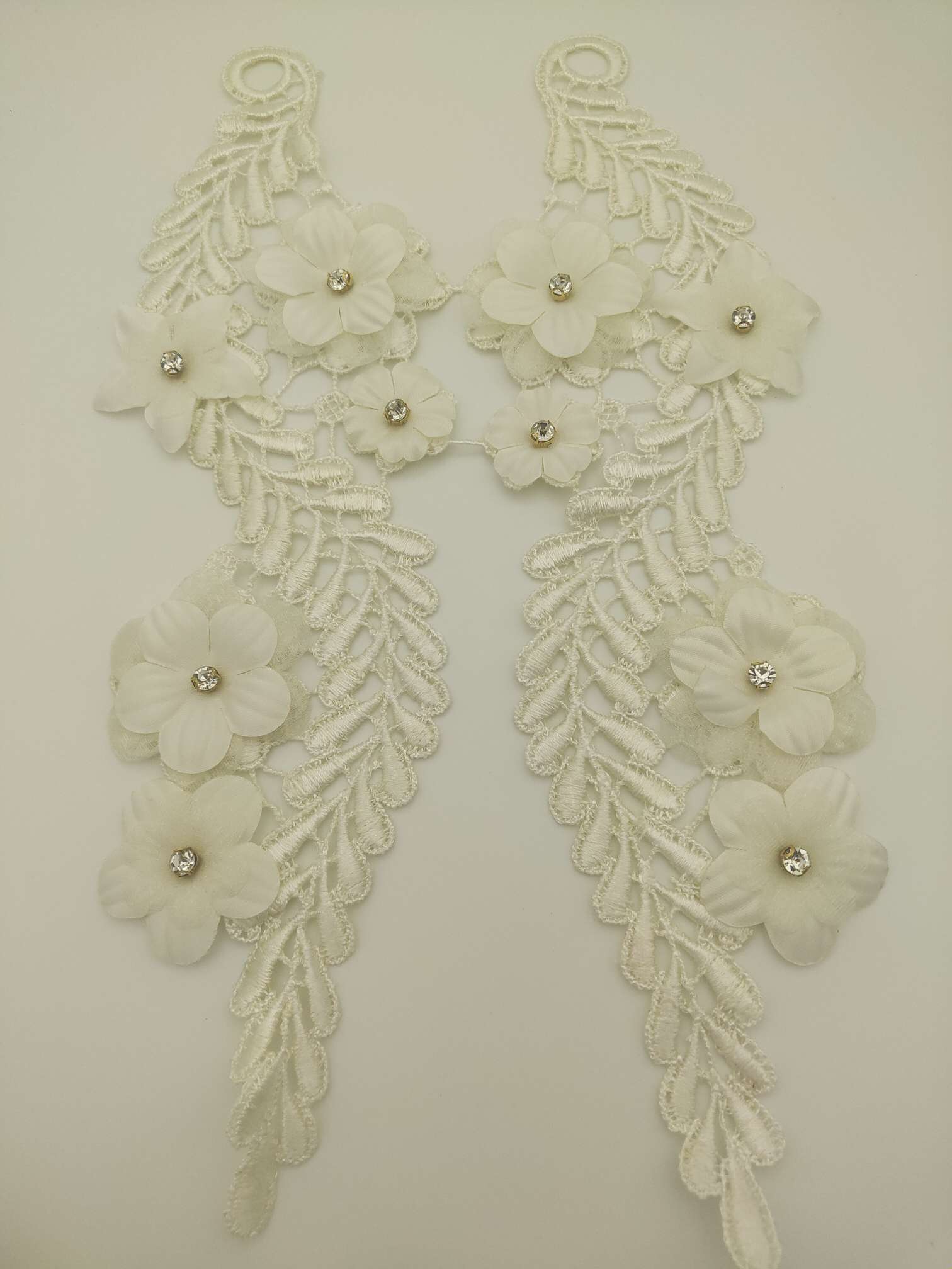 Polyester-polyester double-flower hand-stitched beaded flower clothing accessories, DIY collar flower wedding dress decoration 1-9 undefined