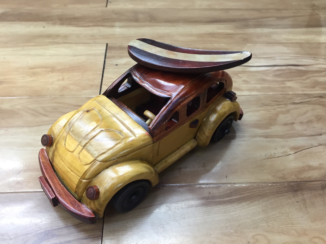 车模工艺品，2