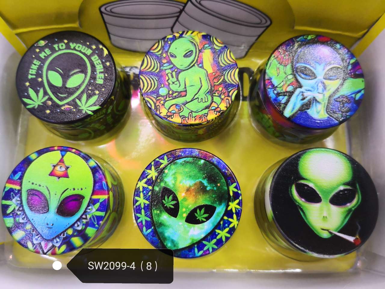 SW2099 四层彩印磨烟器 十几款系列图案供选择 直径40mm 一件240个起做