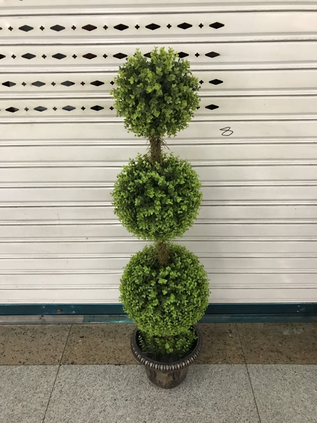 Simulated Plant Decoration Excellent Three-Pronged Eucalyptus Ball details Picture