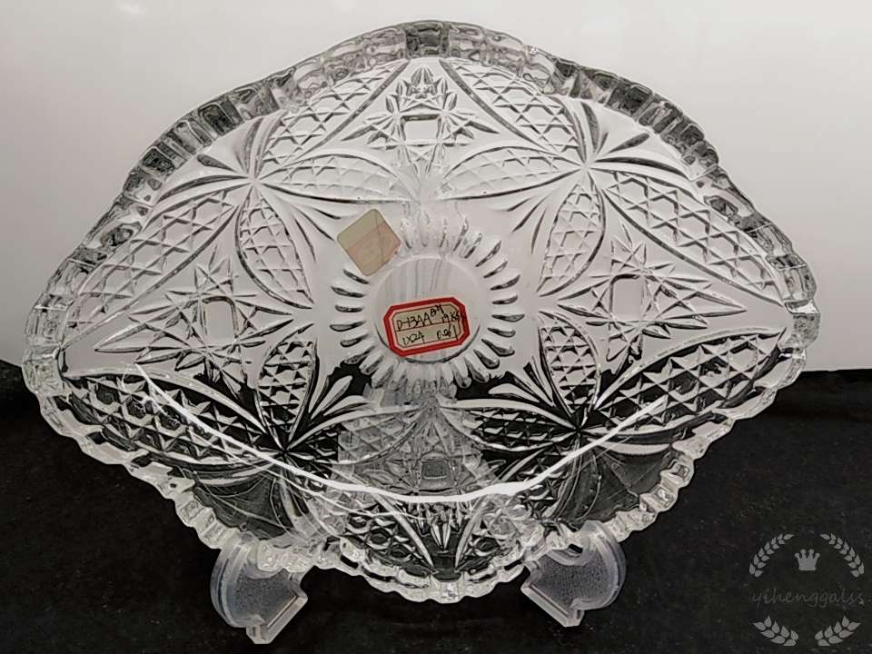 Factory direct sales of lead-free glass oval-shaped fruit platters 13AA Application Scenario