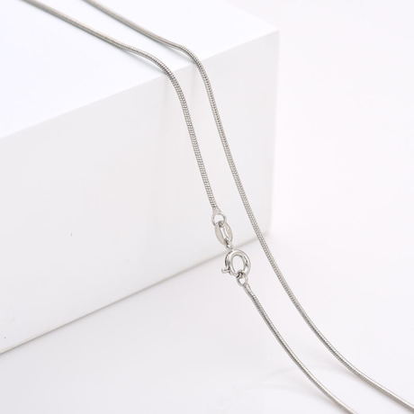 Factory direct sales of silver-plated versatile necklaces, collarbone chains, pendants with chains, and short necklaces wholesale undefined
