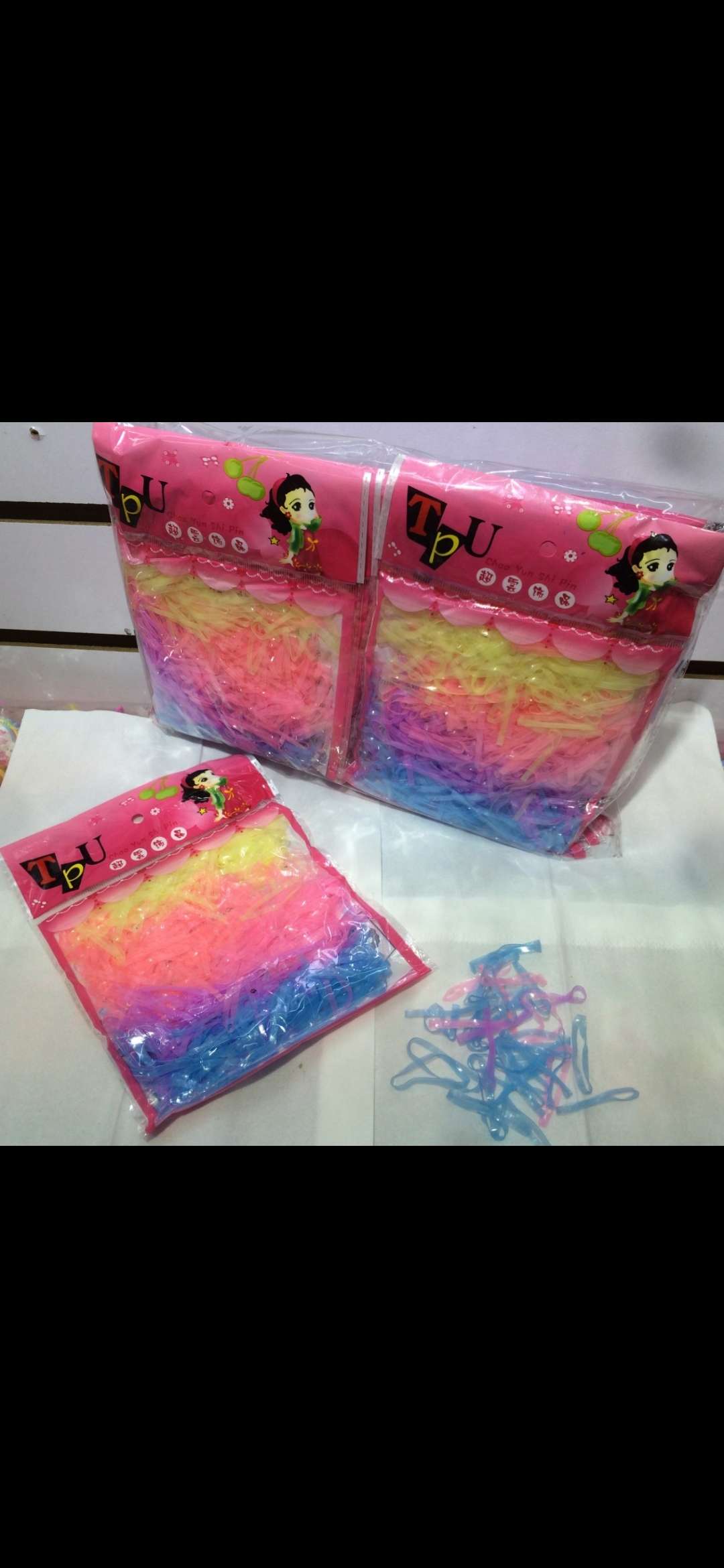 一次性袋装皮筋6色混装一件220包，每包12小袋