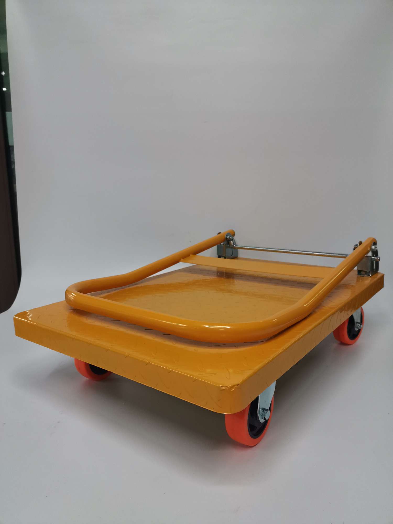 Factory direct sales of foldable flatbed carts, warehouse trolleys and iron plate carts Specification image